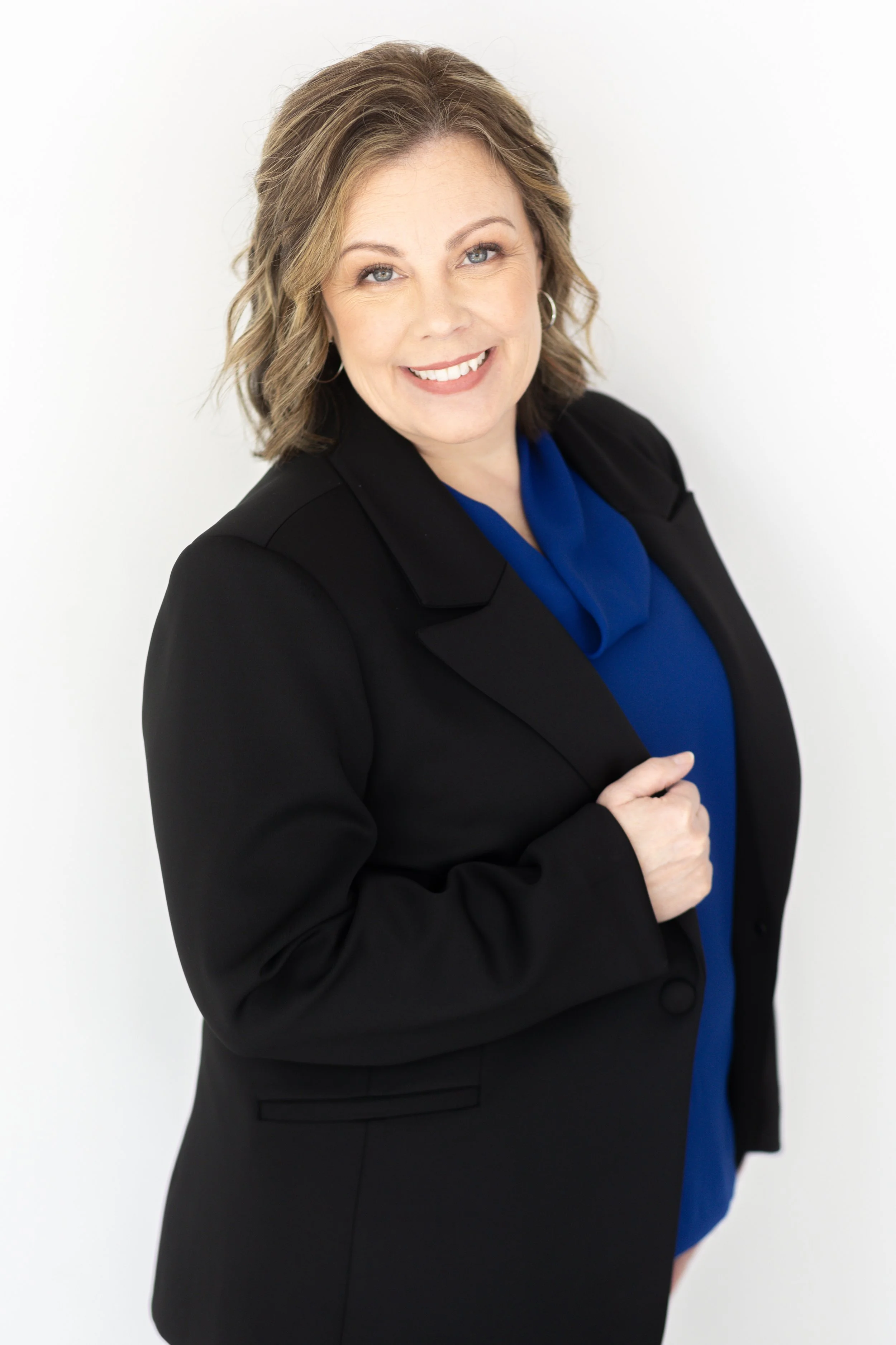 Jennifer Whitten Headshot Mini Session-5.jpg