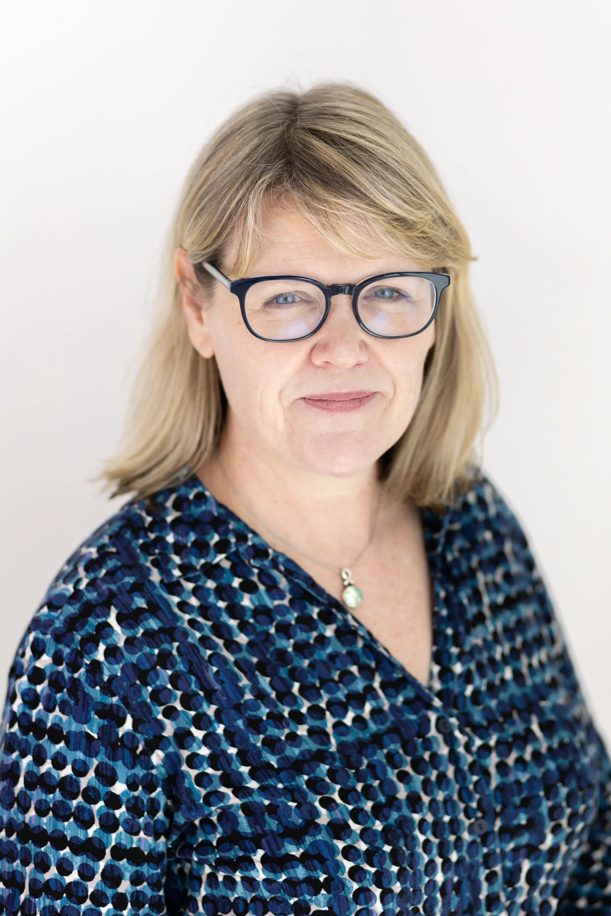 Lisa Gibson Headshot Mini Session-10.jpg