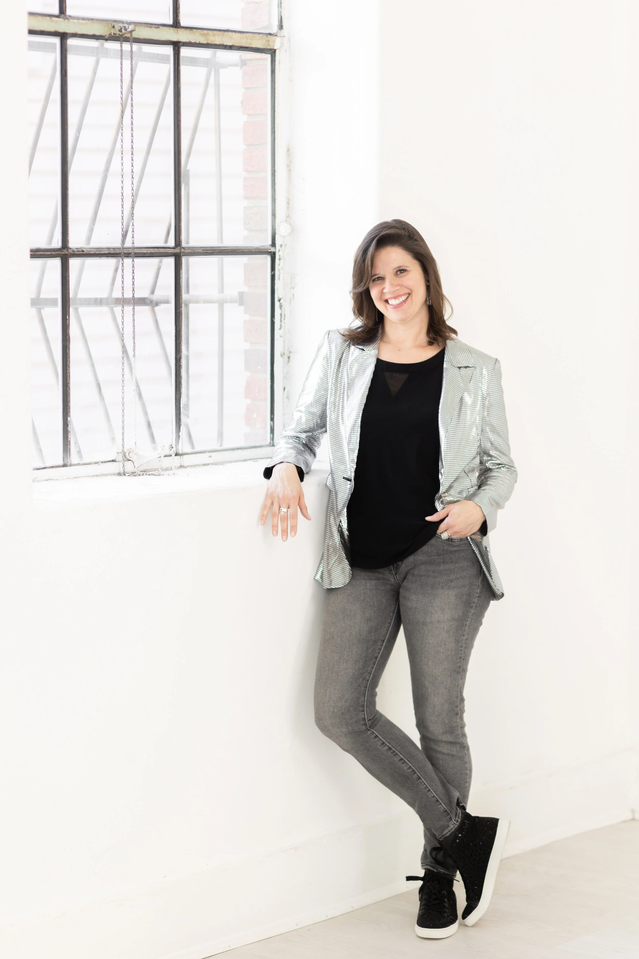 Nada Leanndra Headshot Mini Session-12.jpg