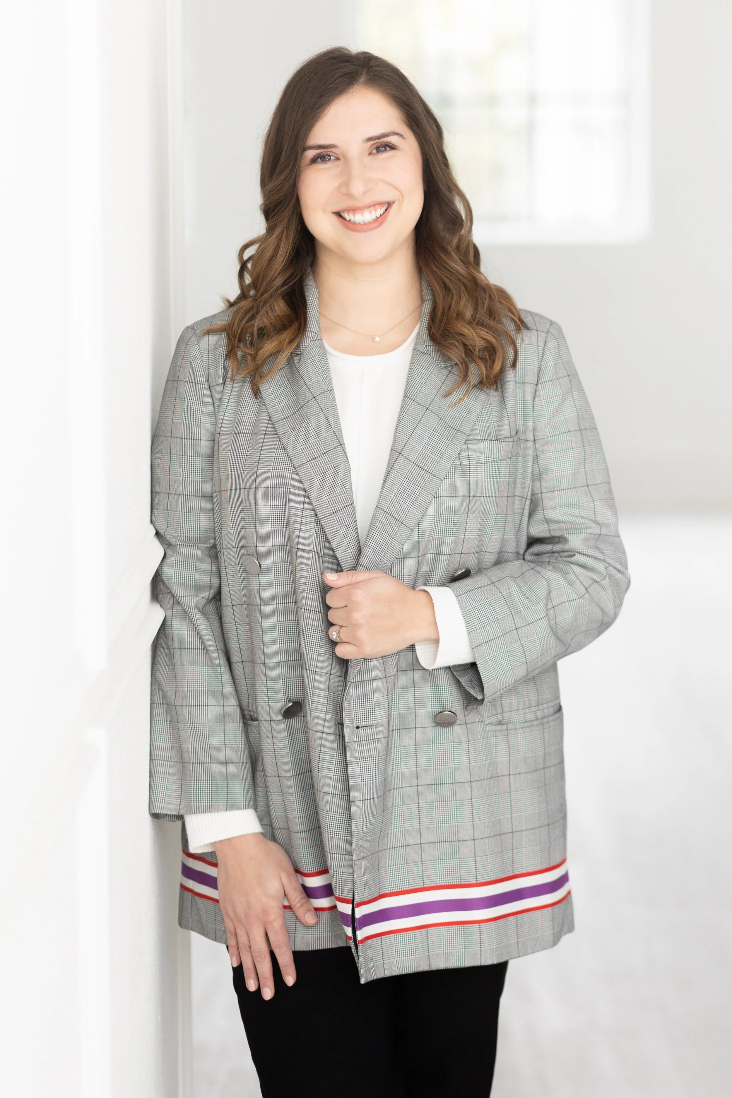 Andrea Thorne-Thomsen Headshot Mini Session-9.jpg