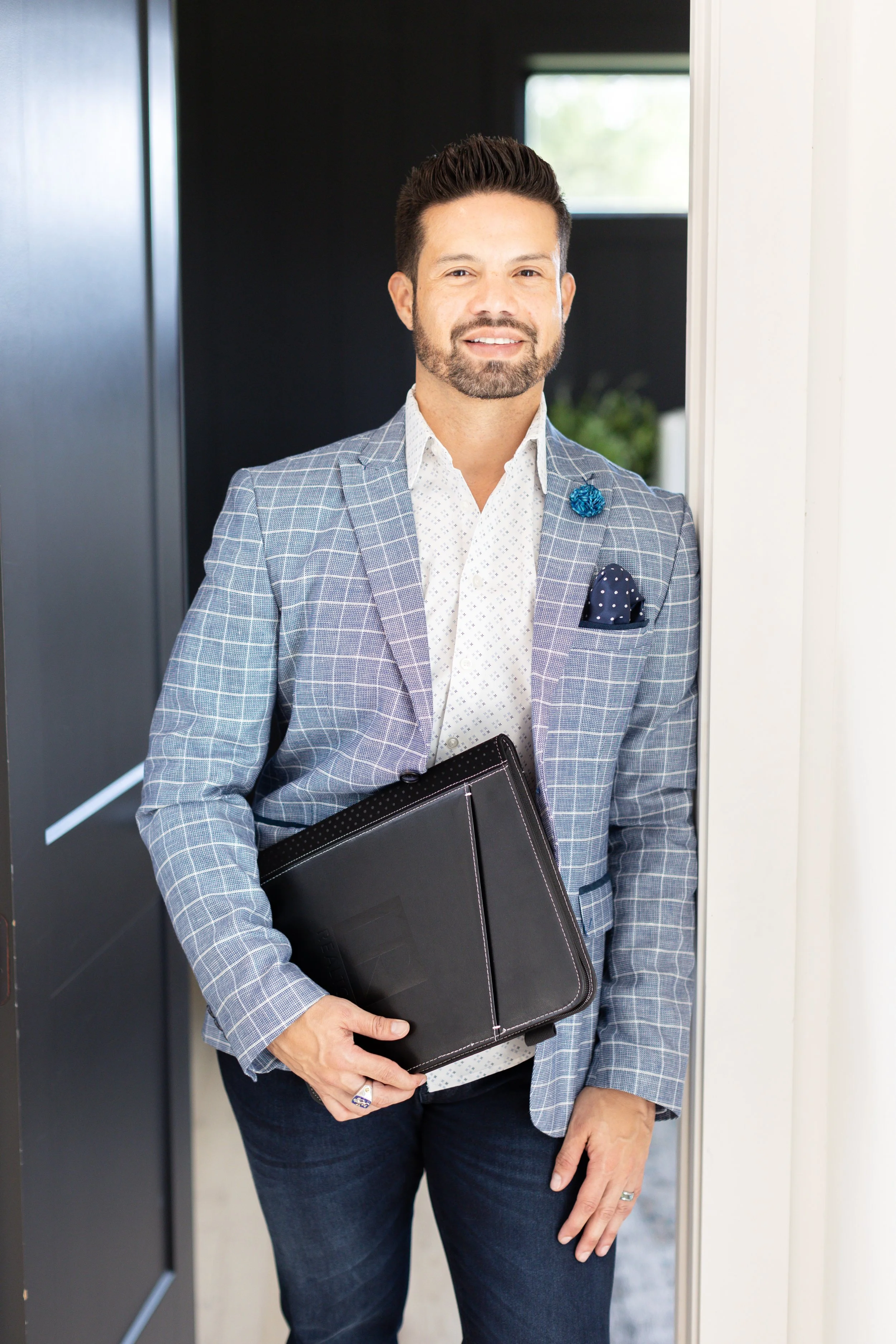 Gustavo Farrach Branding Session-147.jpg