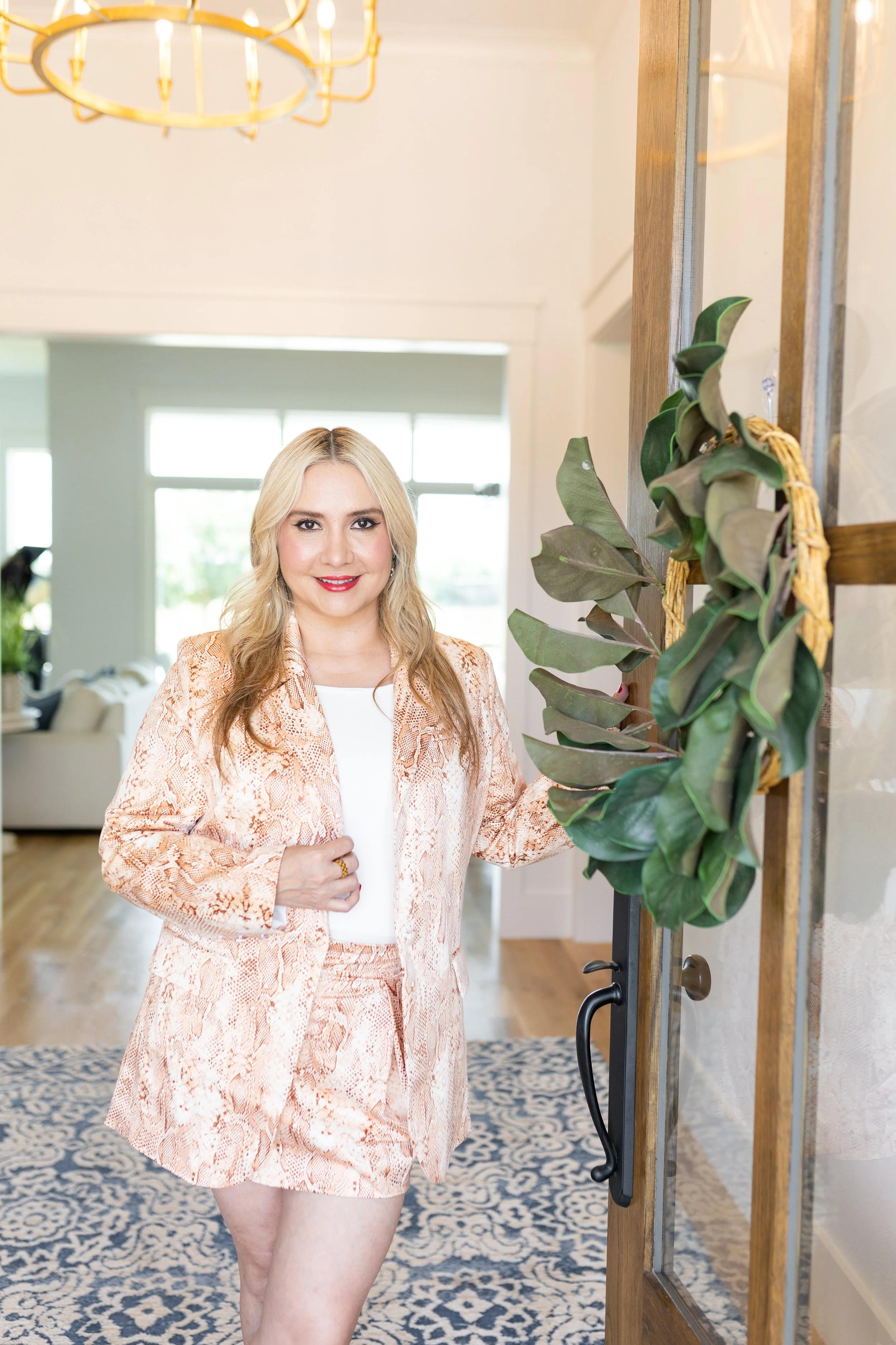 Maribel Saldivar Branding Session-72.jpg