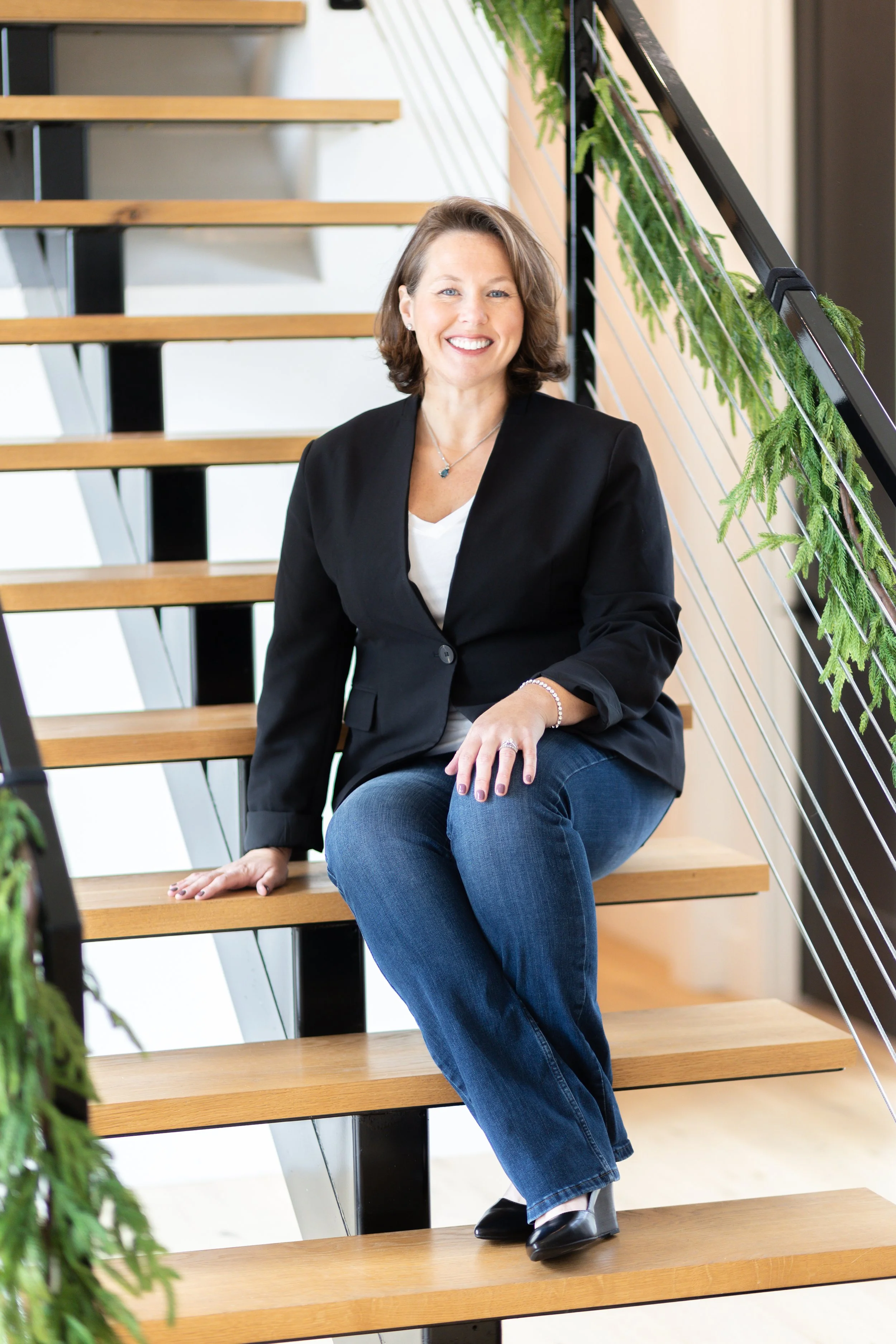 Tiana Weber Branding Session reedit-133.jpg