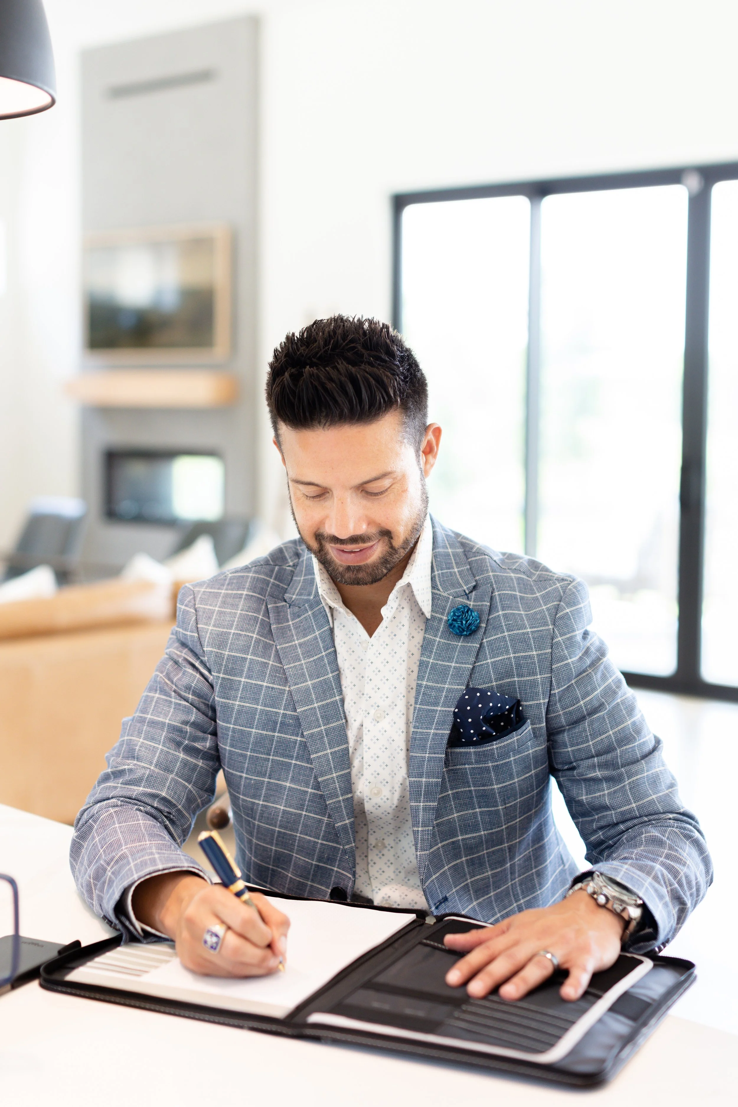 Gustavo Farrach Branding Session-138.jpg