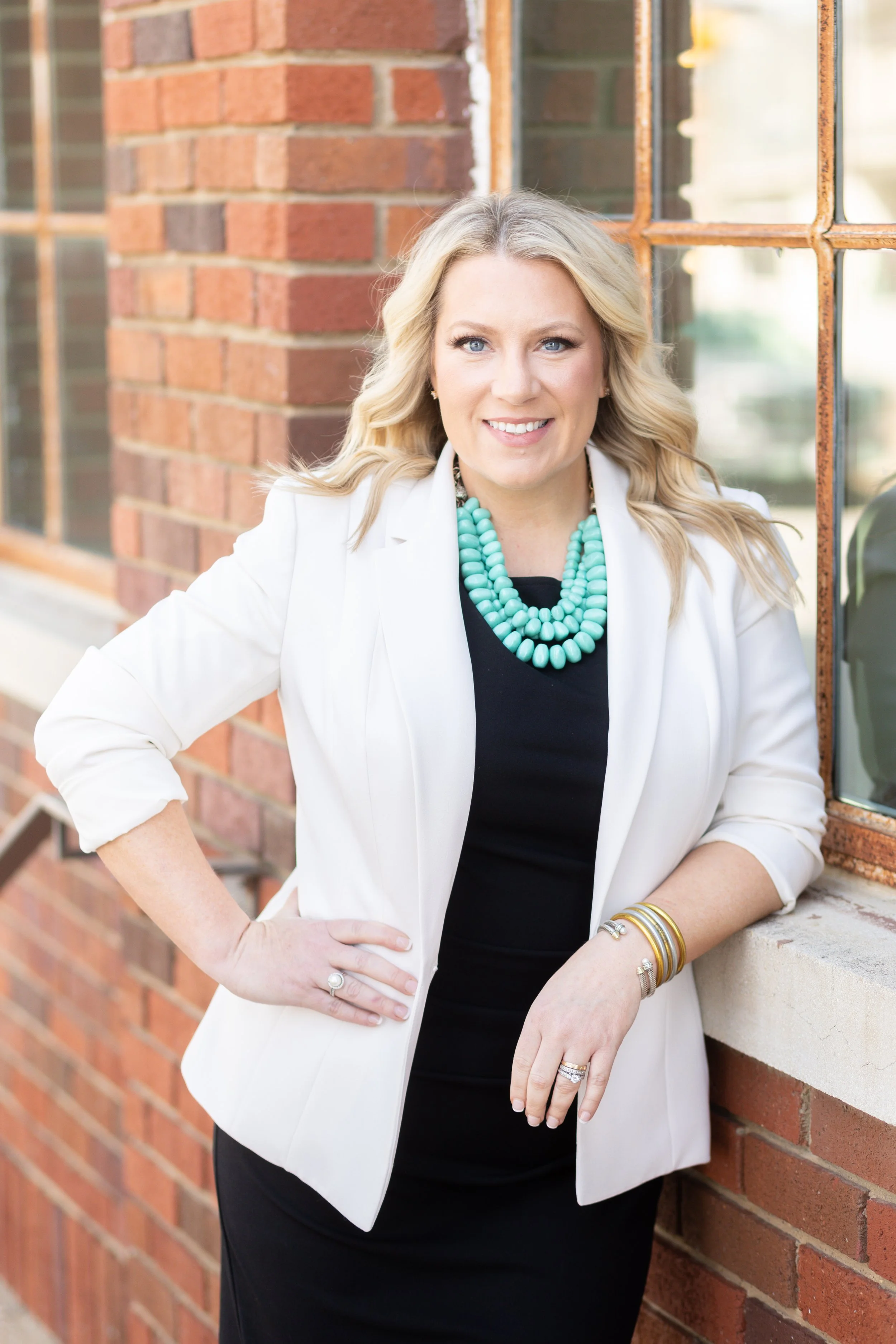 Melissa Heiss Headshot Mini Session-14.jpg