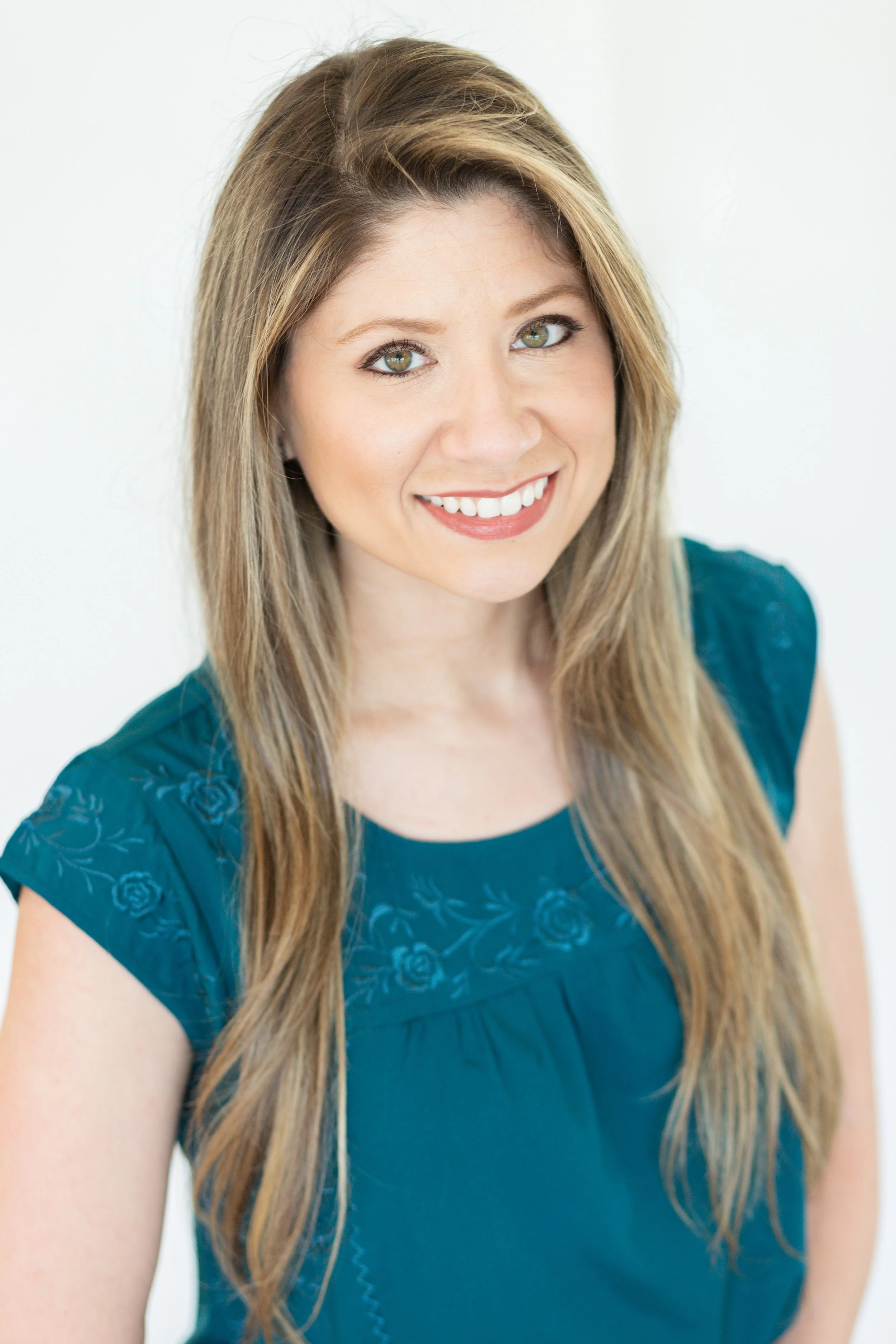 Sidney Weatherly Branding Session-1.jpg