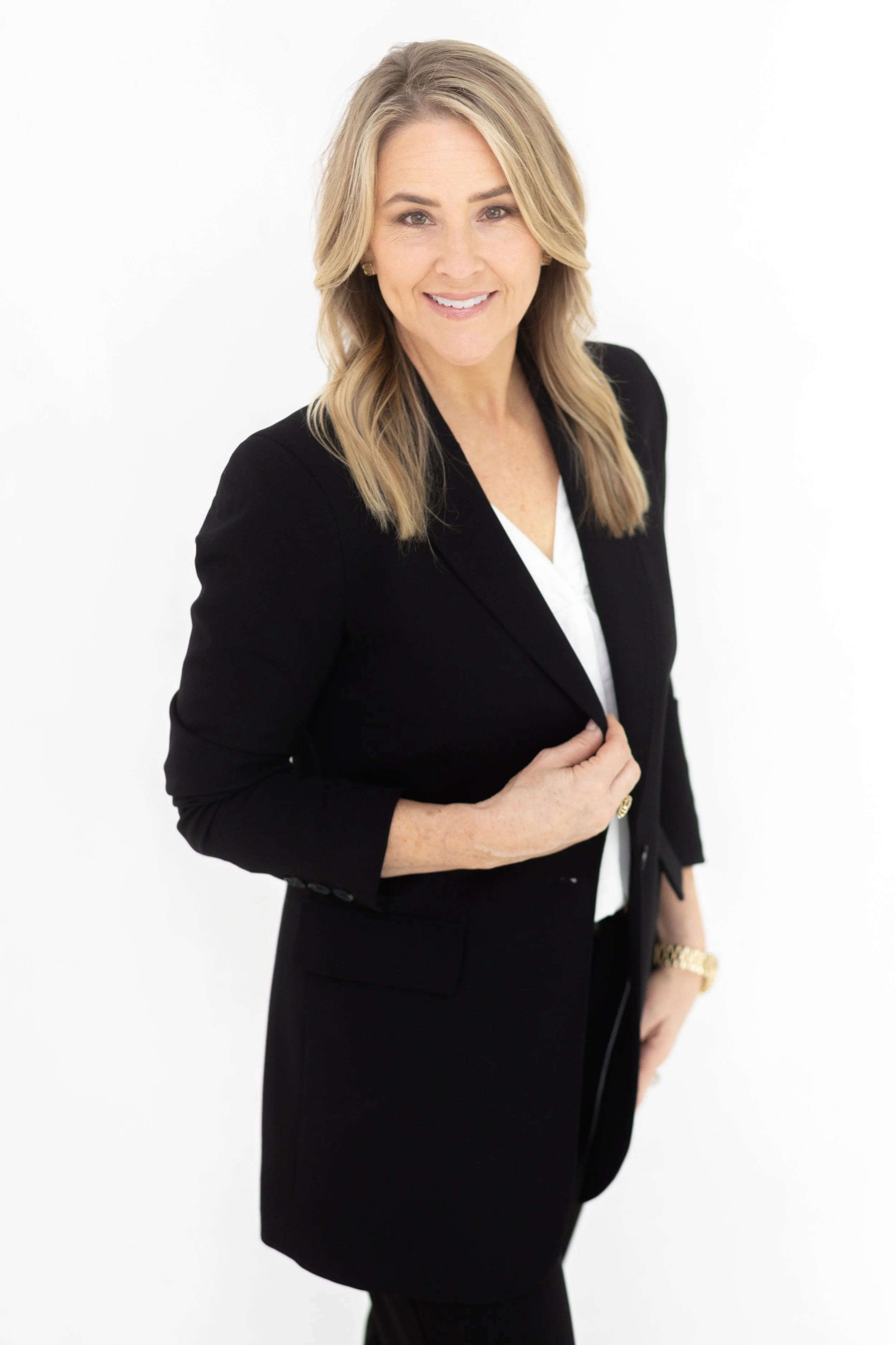 Lezlie Habern Headshot Mini Session-17.jpg