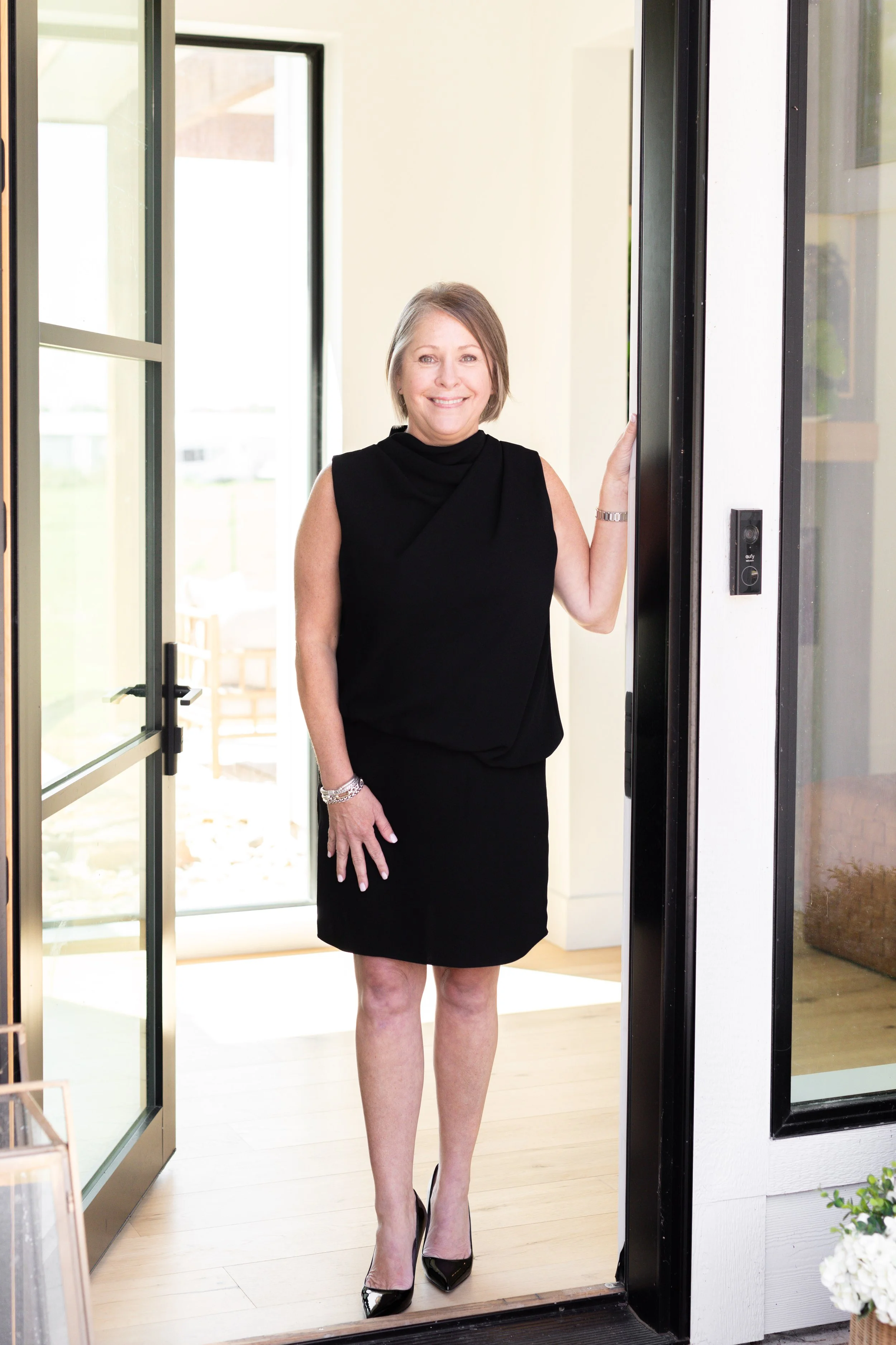 Deb Wells Team Branding Session-8.jpg