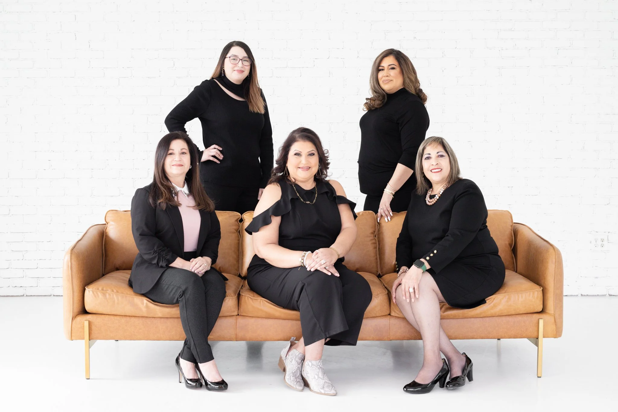 Amelia Valdez Branding Session -69.jpg