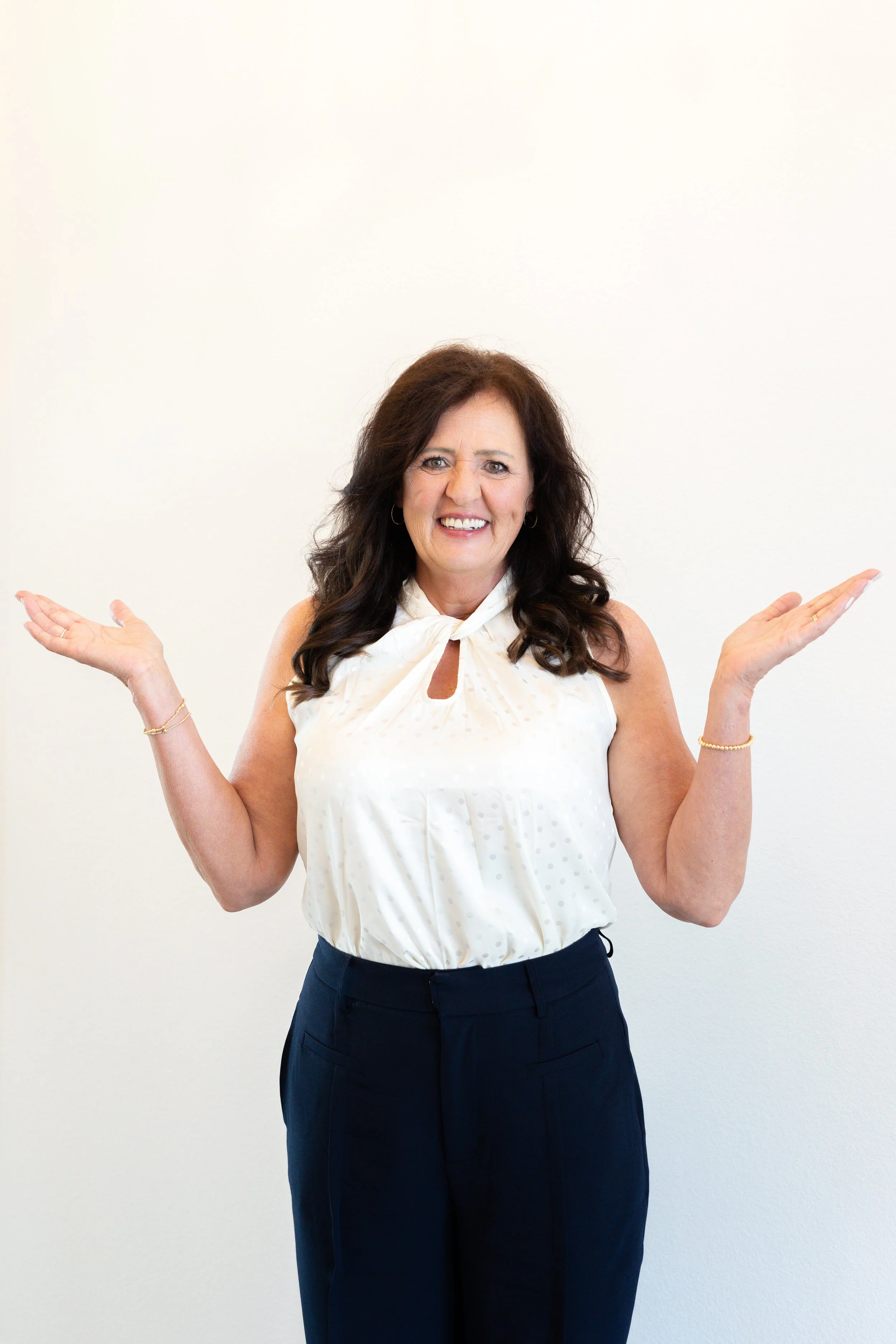 Tomie Fox Branding Session-78.jpg