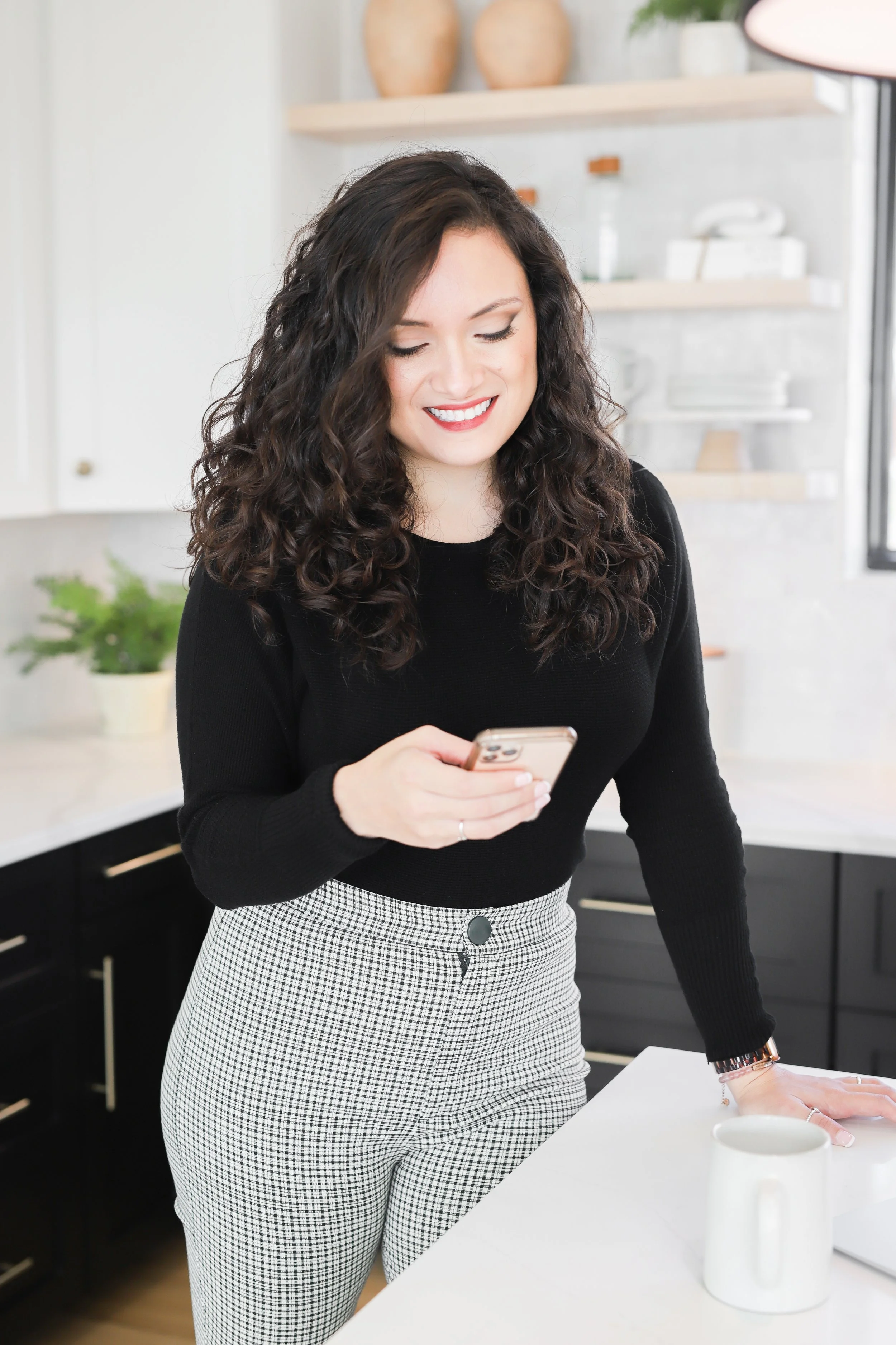 Venesa Acosta Branding Session-22.jpg