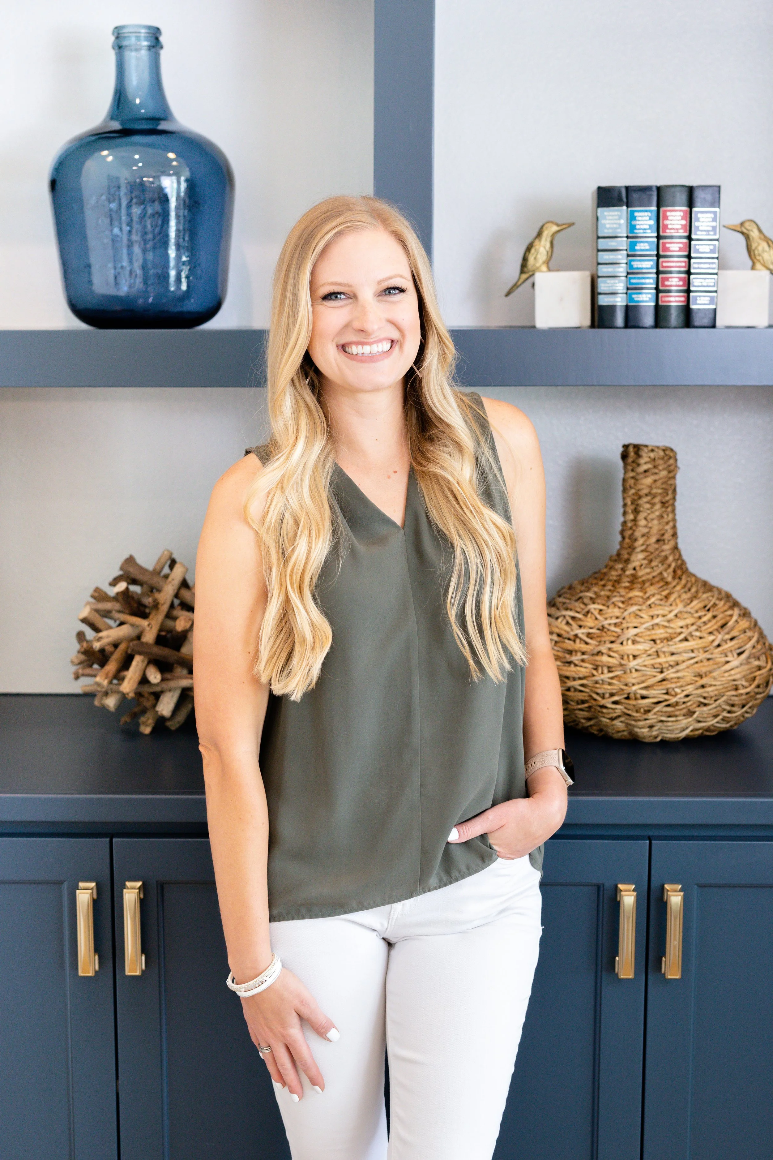 Tomie Fox Branding Session-96.jpg