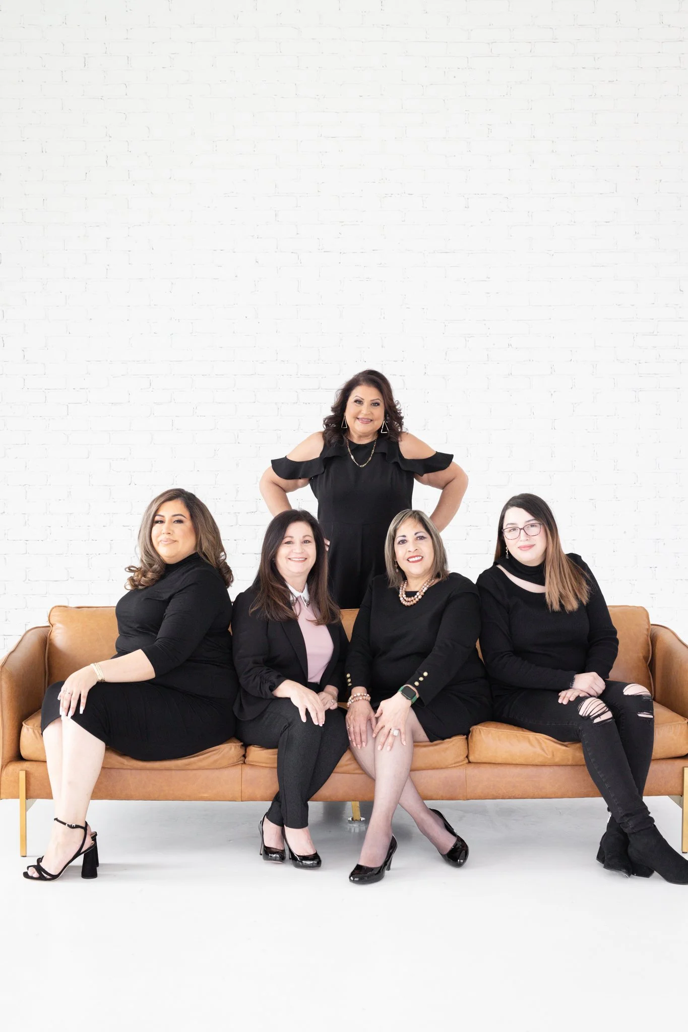 Amelia Valdez Branding Session -74.jpg