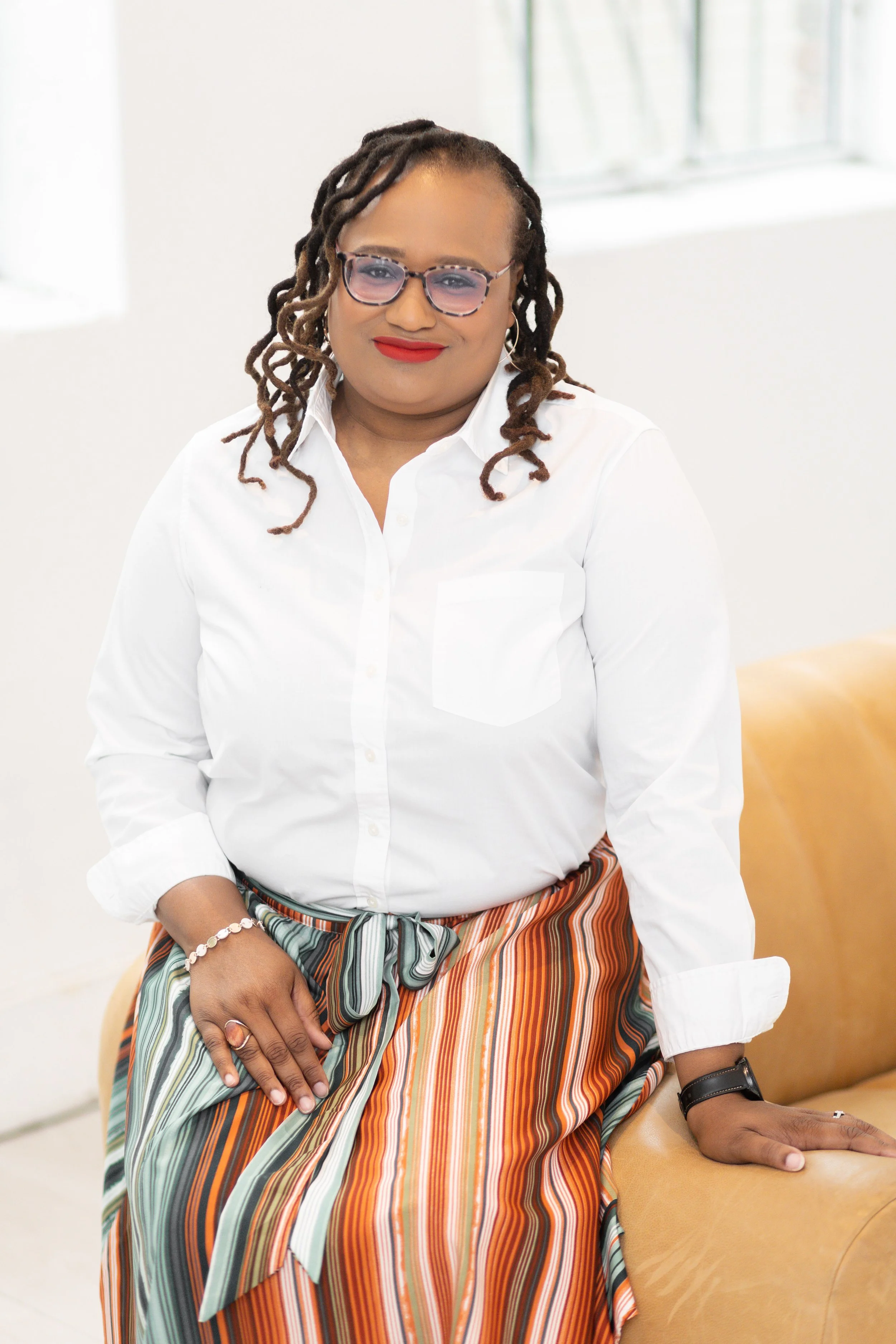 Roberta McKnight-Dupas Headshot Mini Session-19.jpg