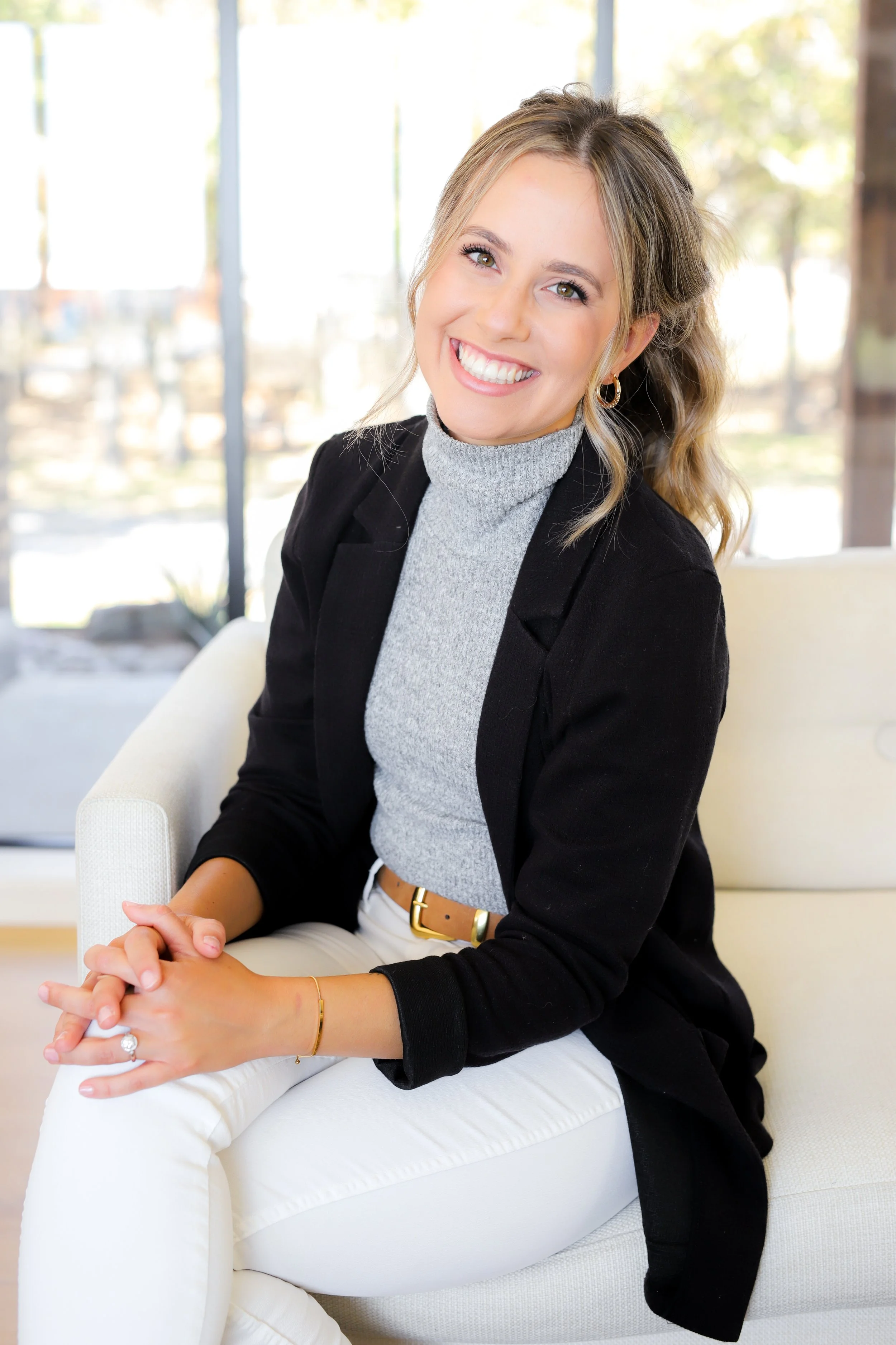 Rebekah Hernandez Branding Session-73.jpg