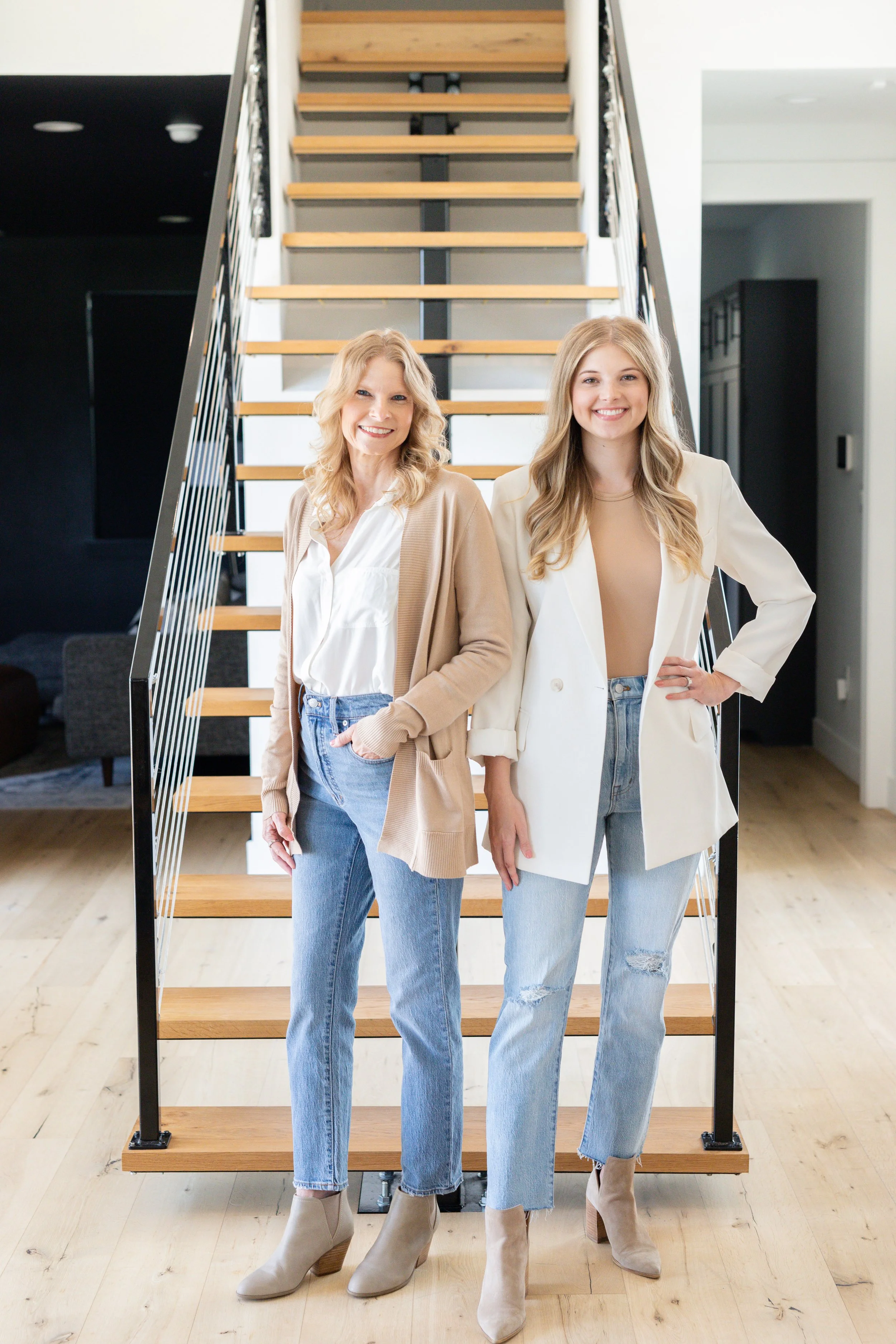 Courtney Forsberg Branding Session-7.jpg