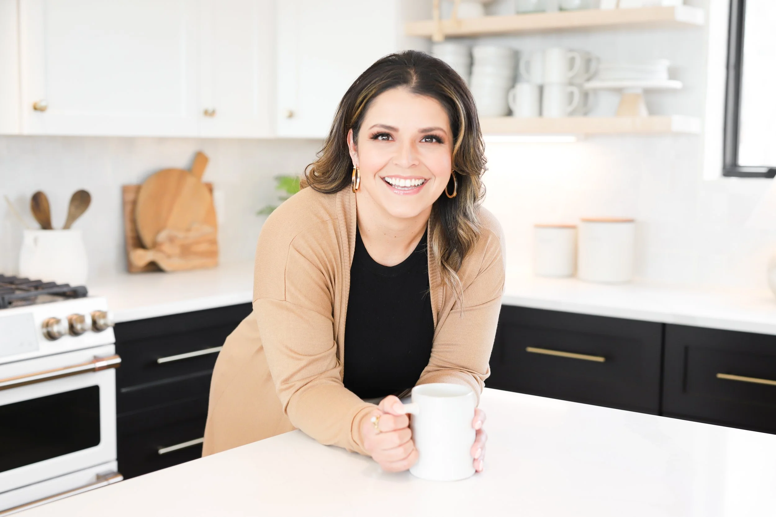 Erica Anaya Branding Session-11.jpg