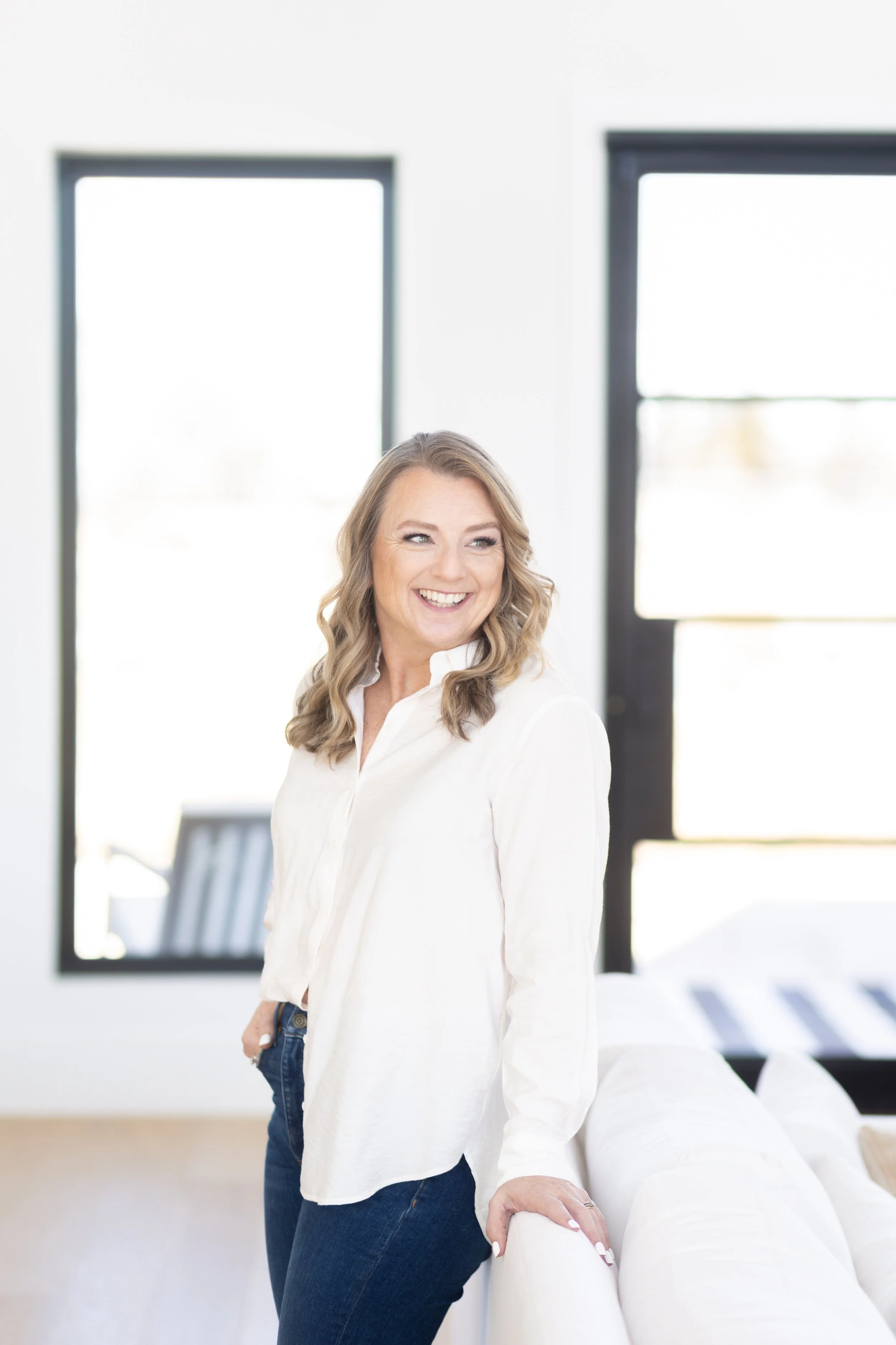 Kim McLelland Branding Session-201.jpg