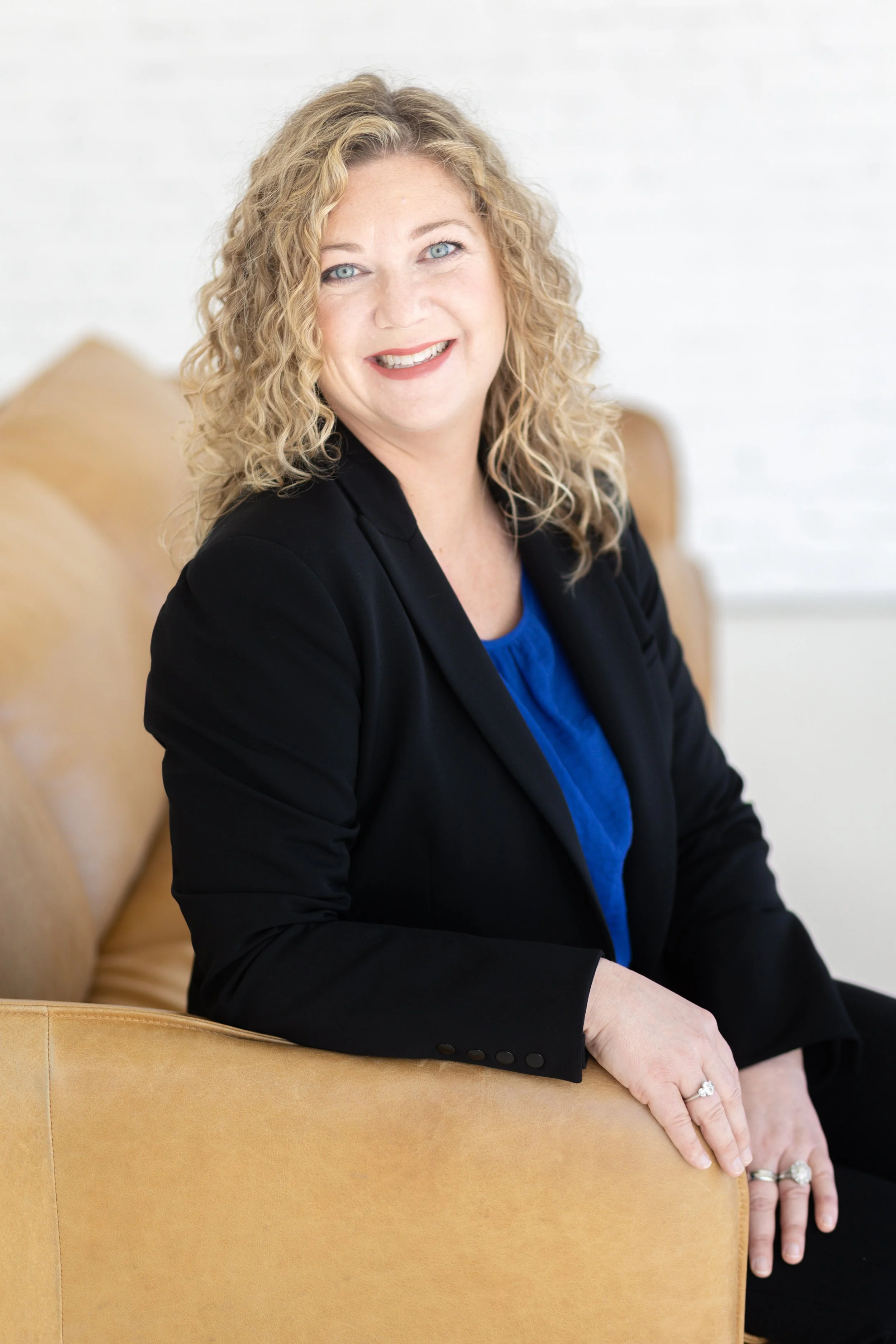 Rachael Kelly Headshot Mini Session-22.jpg