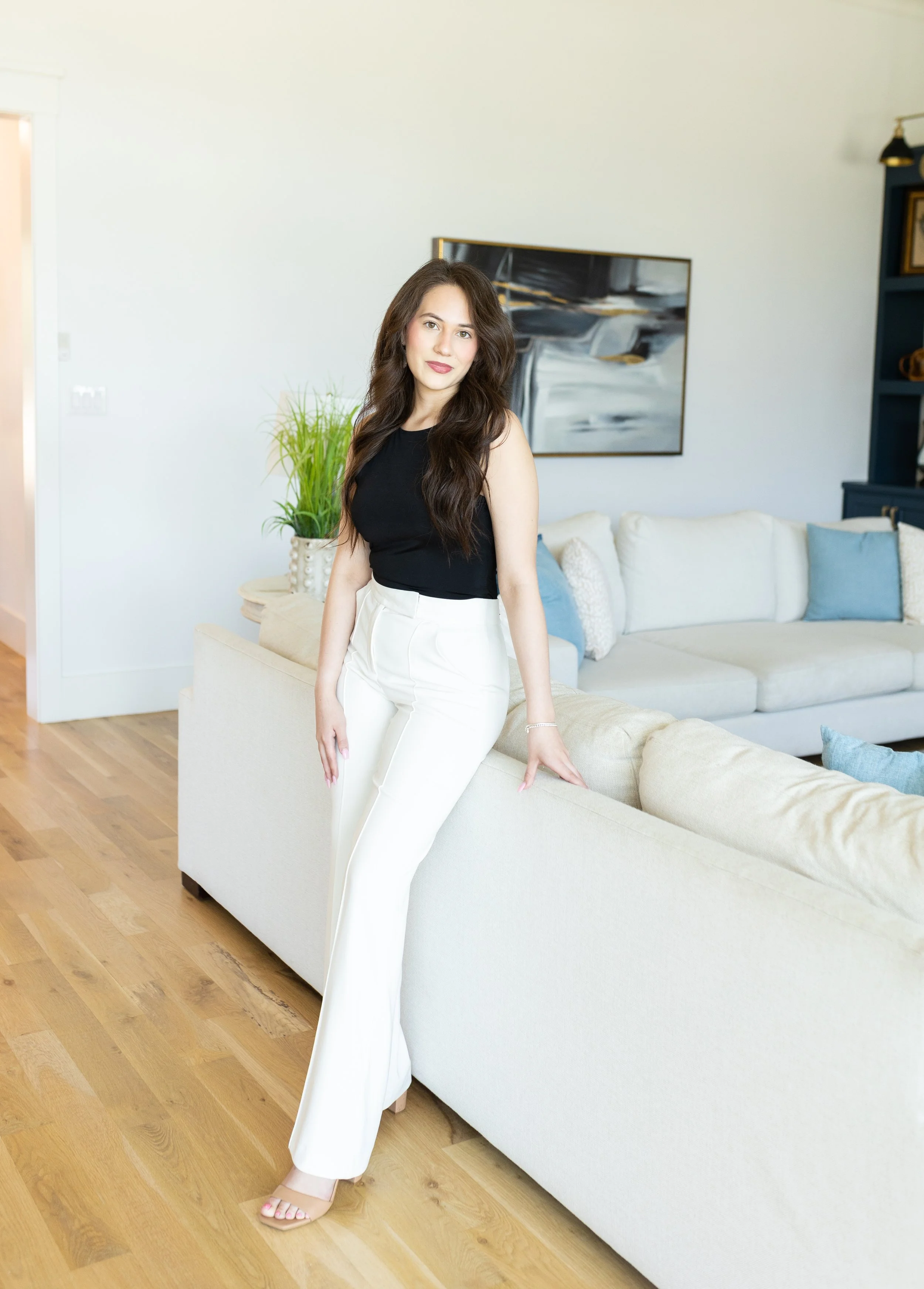 Maribel Saldivar Branding Session-19.jpg