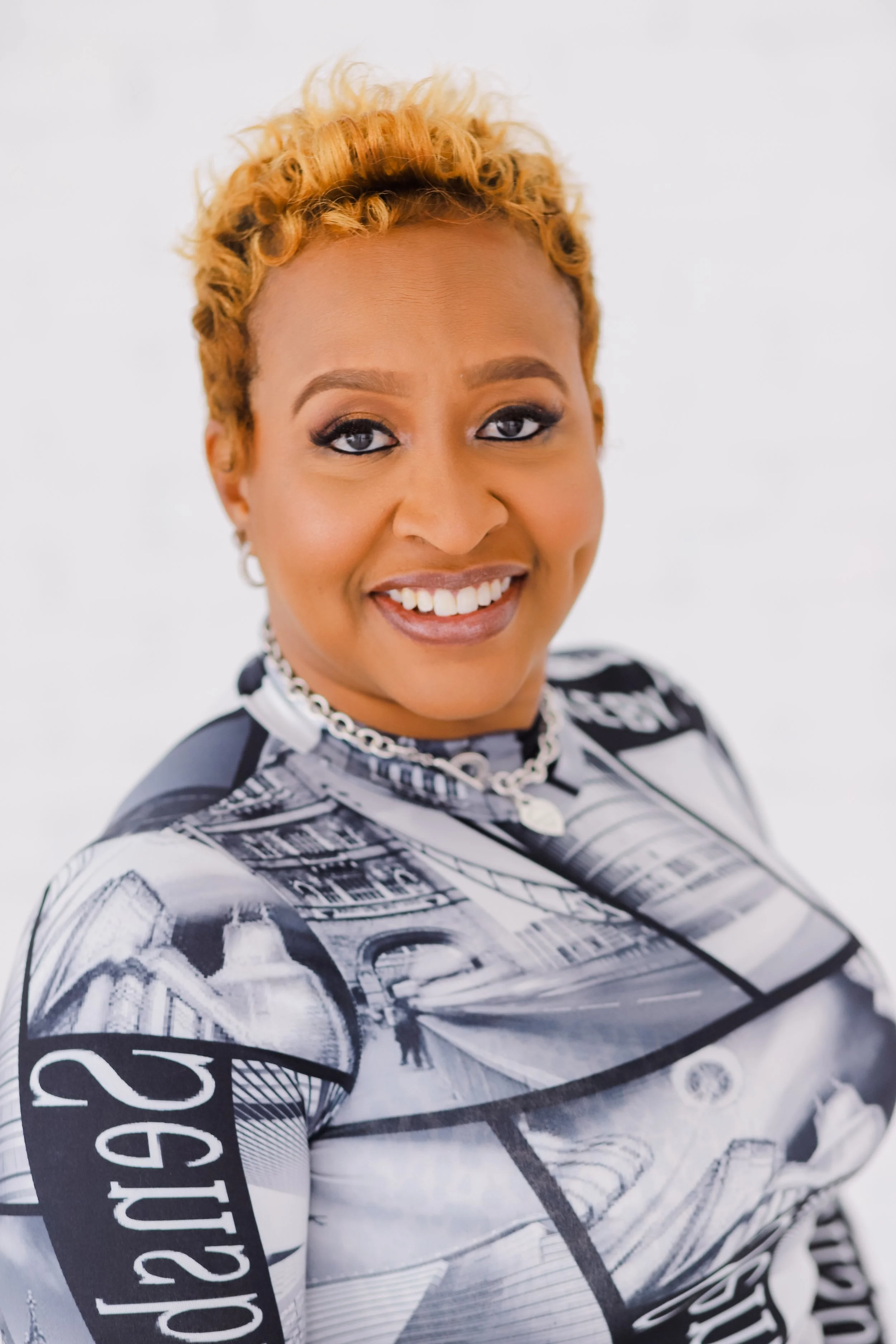 Shivonne Carolina Branding Session-59.jpg