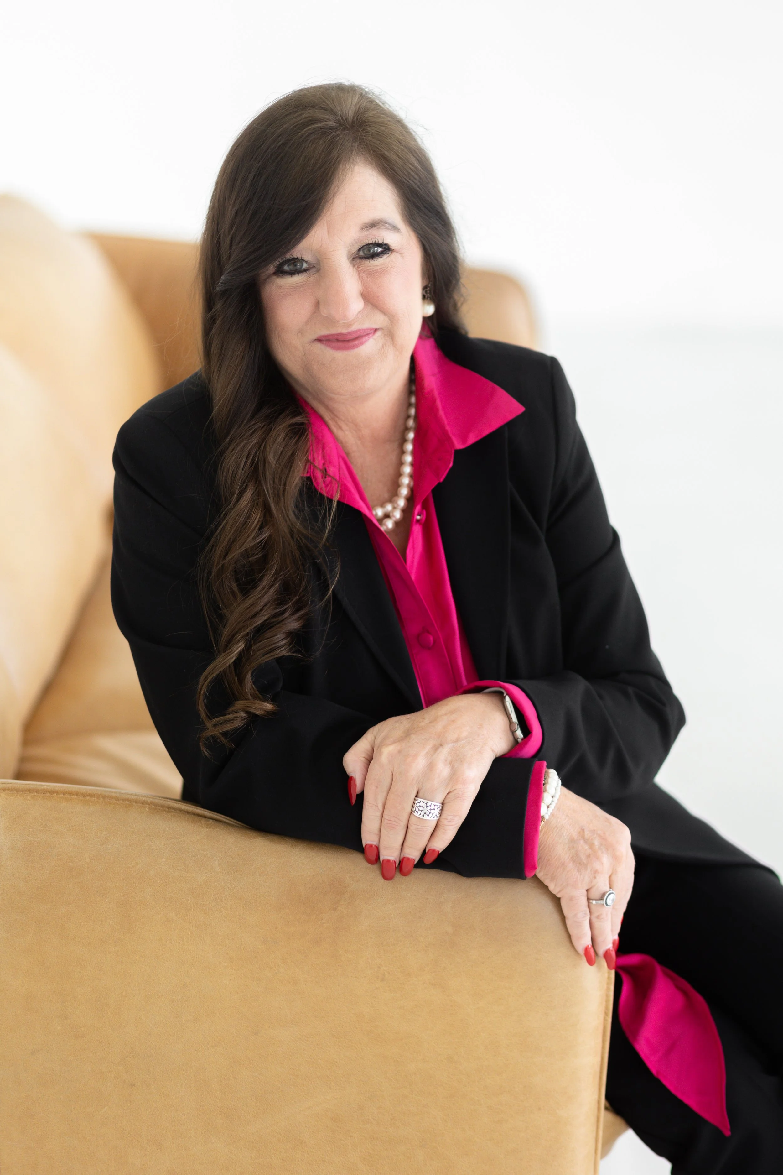 Leslie Williams Headshot Mini Session-15.jpg