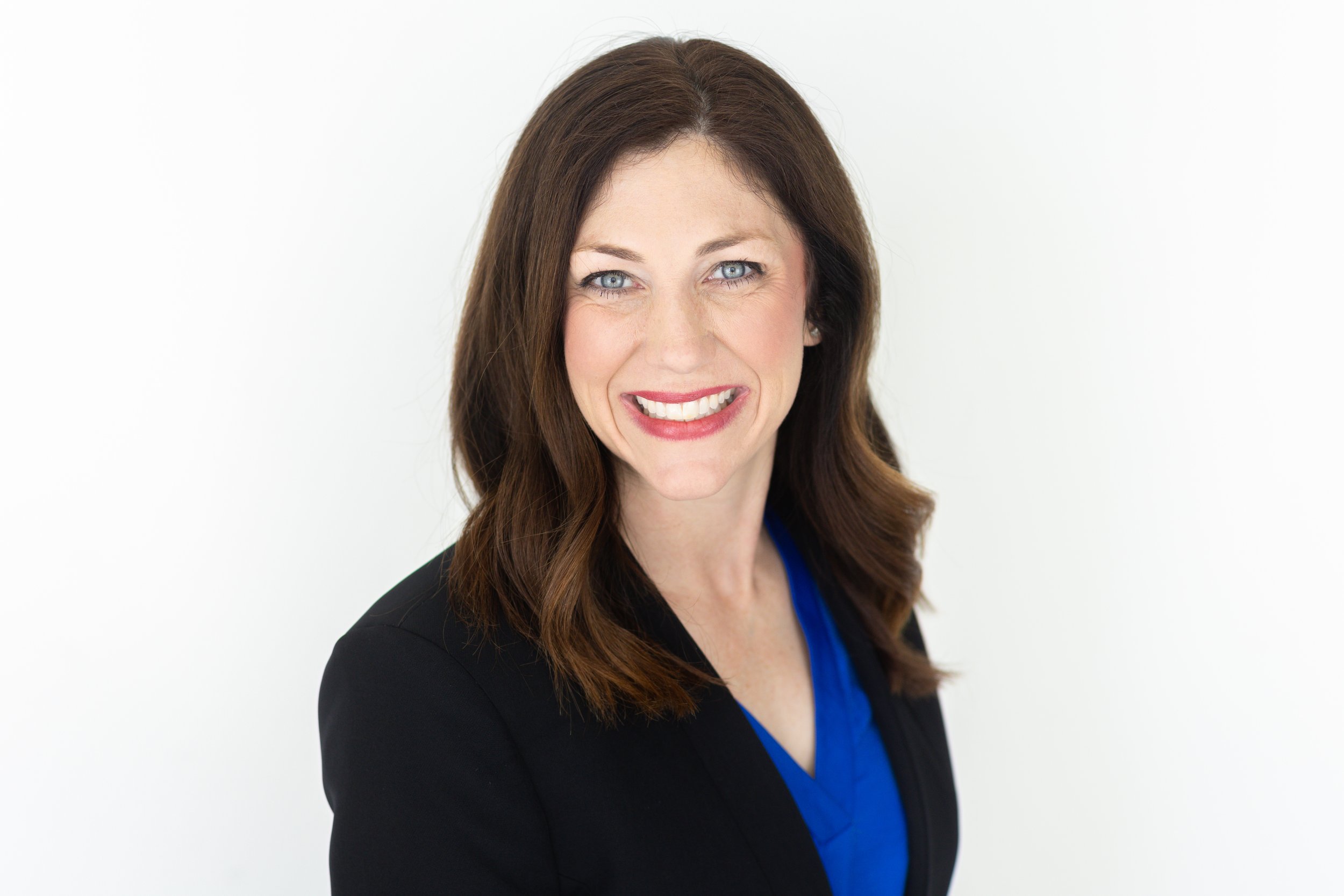 Katie Manchacha Headshot Mini Session-2.jpg