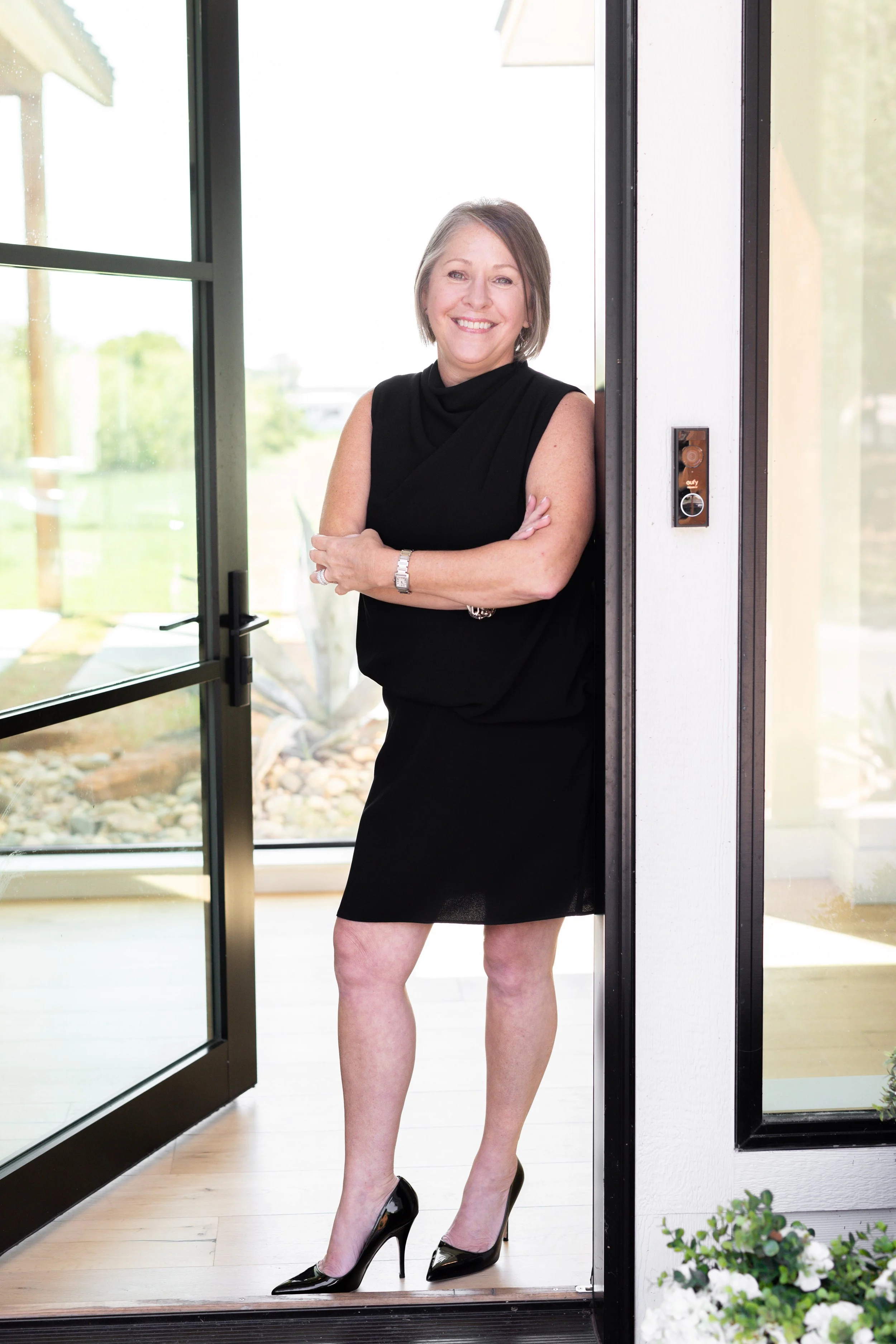 Deb Wells Team Branding Session-9.jpg