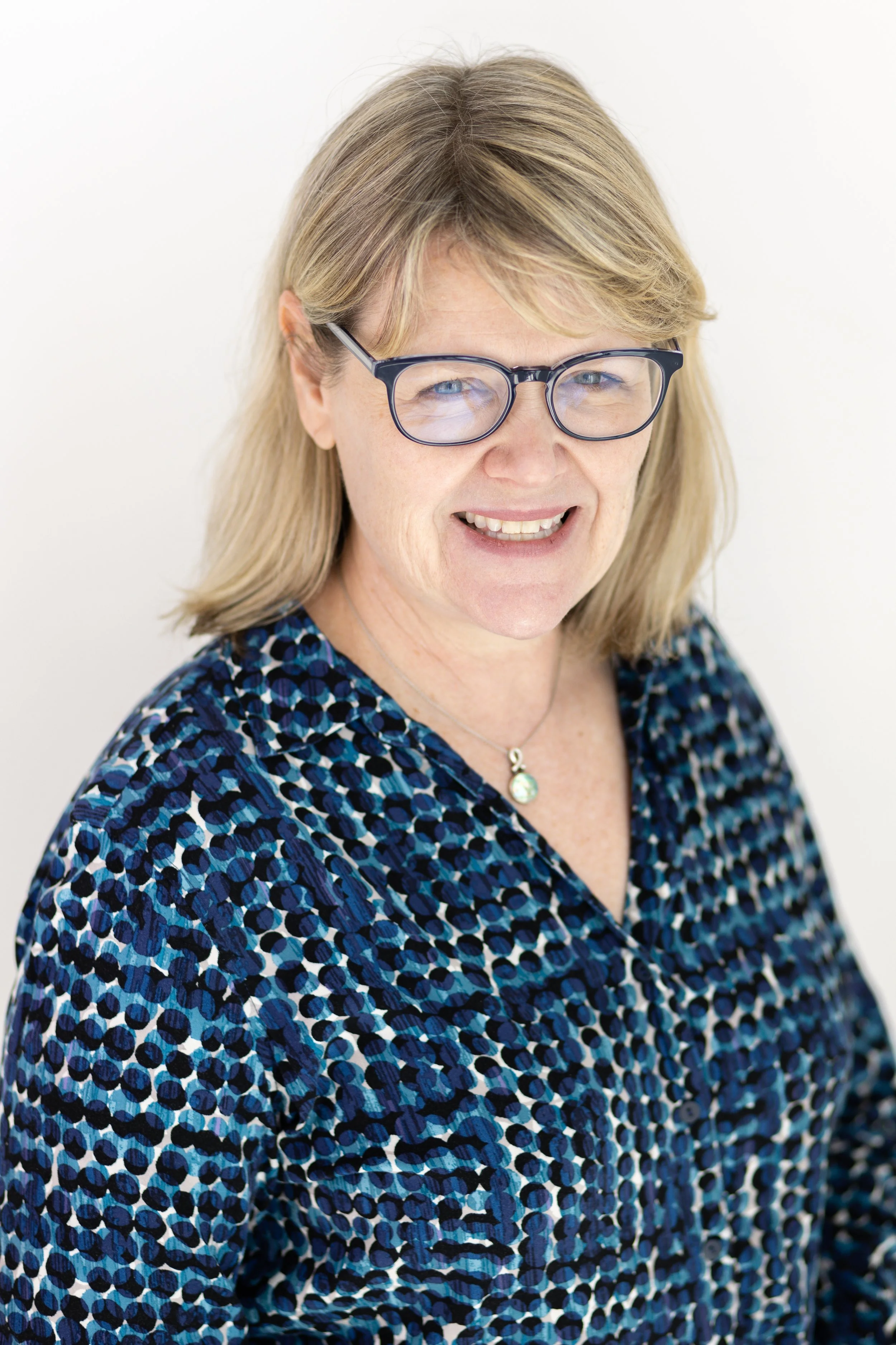 Lisa Gibson Headshot Mini Session-5.jpg