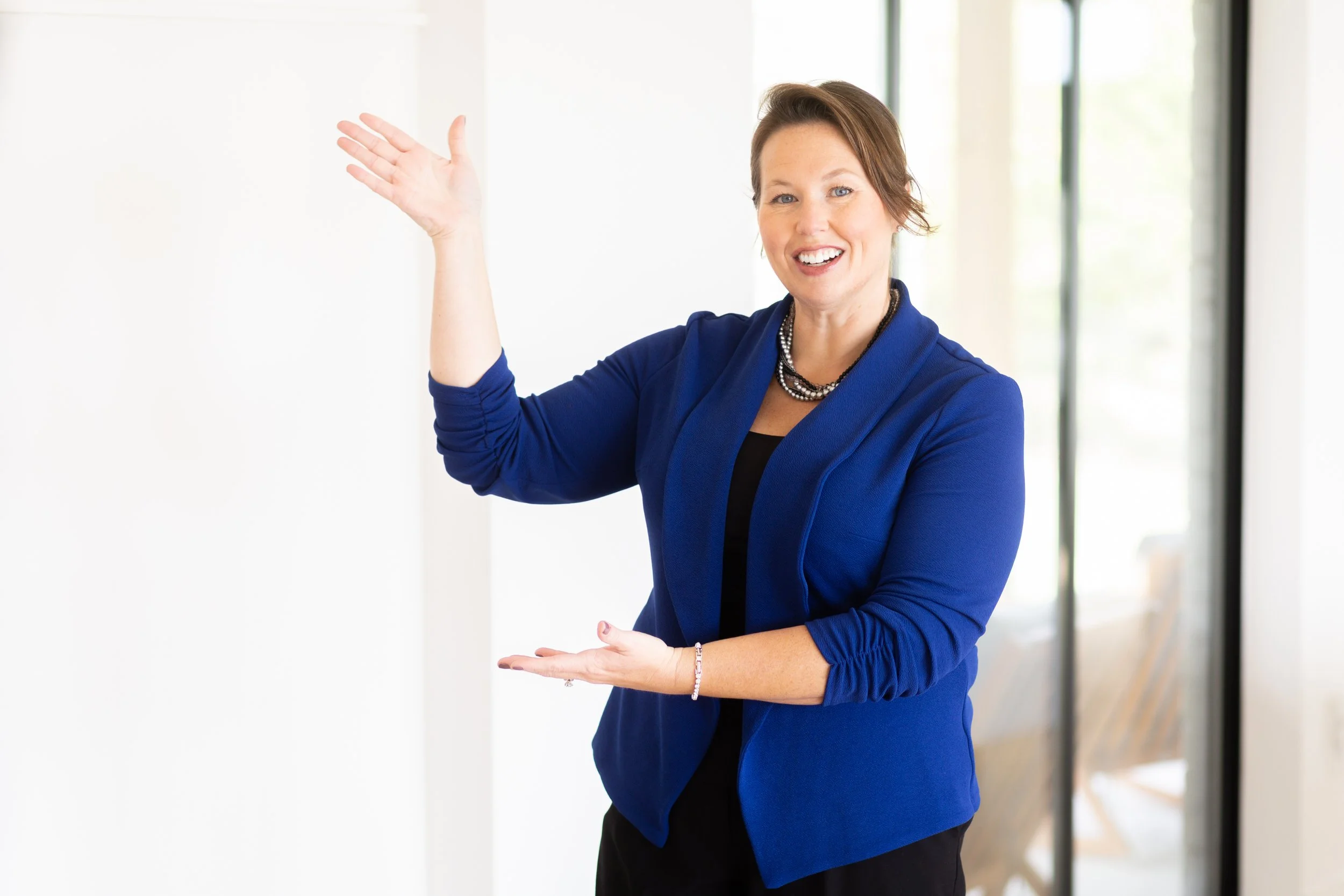 Tiana Weber Branding Session reedit-126.jpg