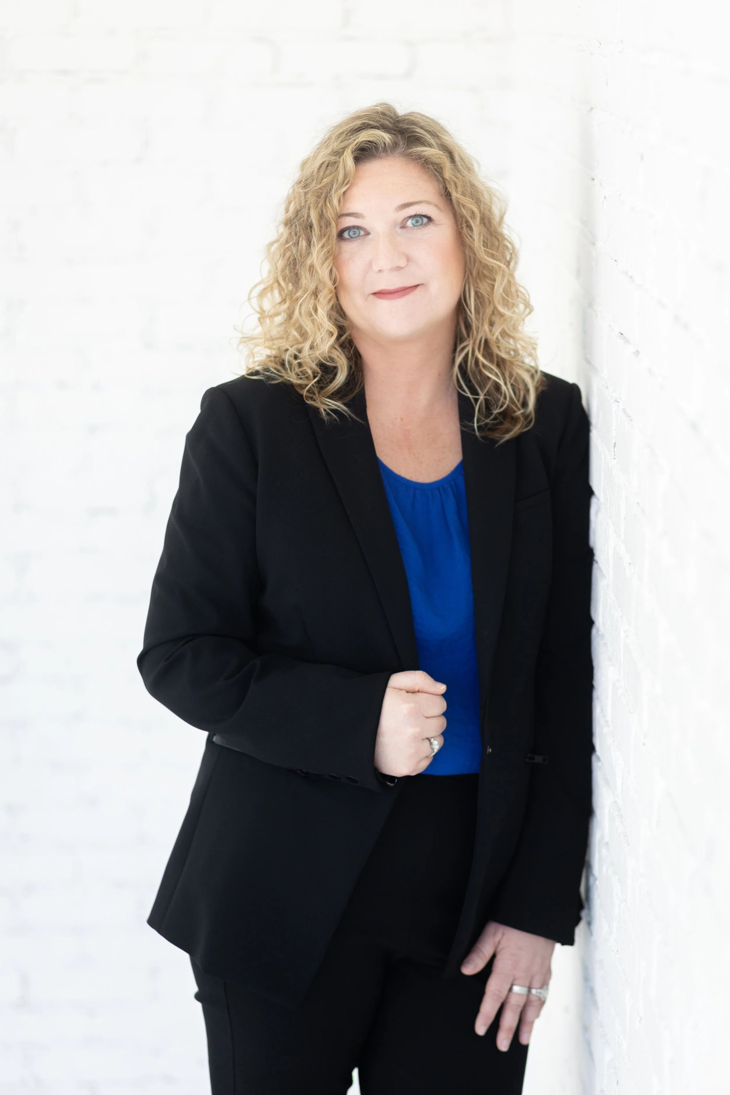 Rachael Kelly Headshot Mini Session-12.jpg