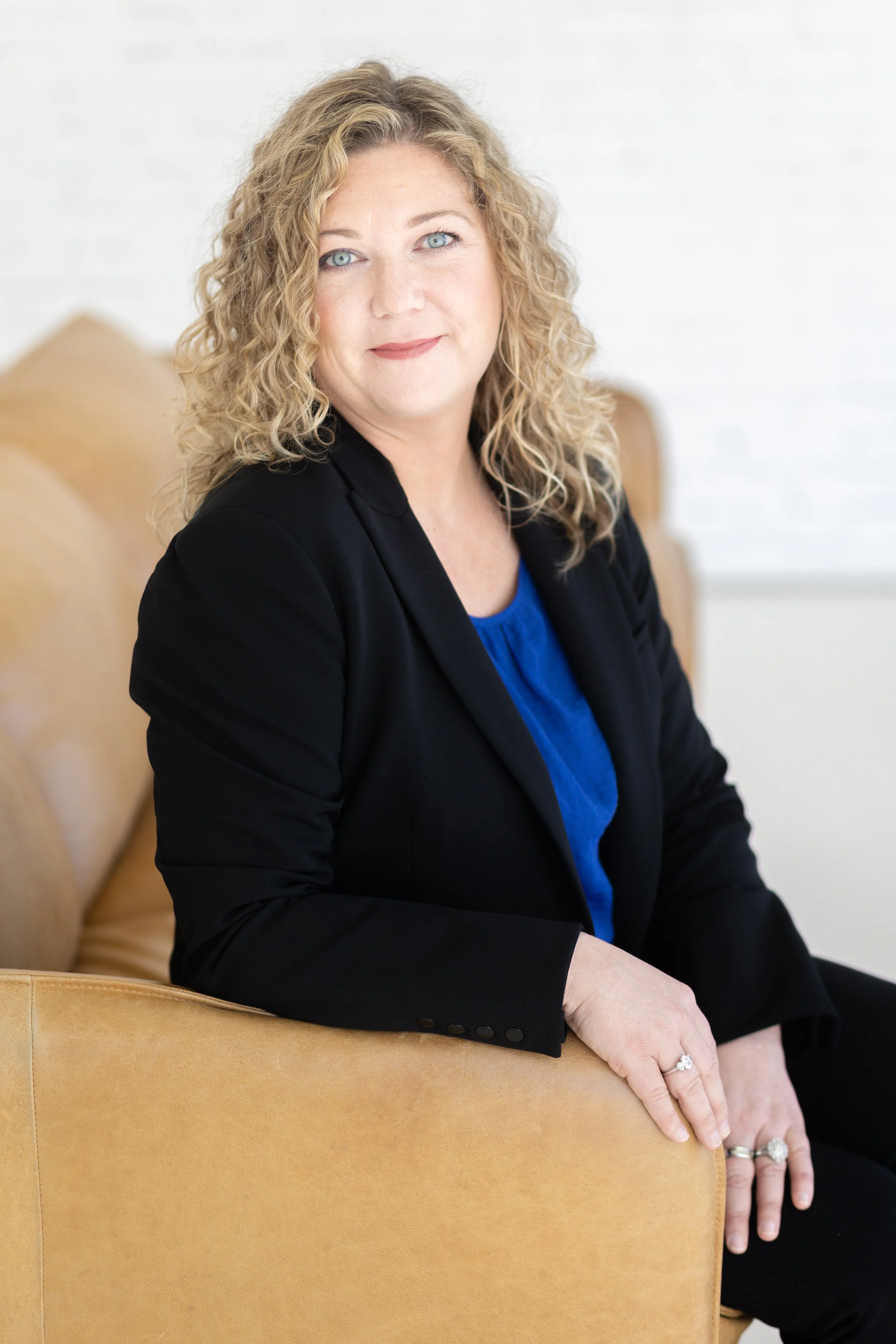 Rachael Kelly Headshot Mini Session-23.jpg