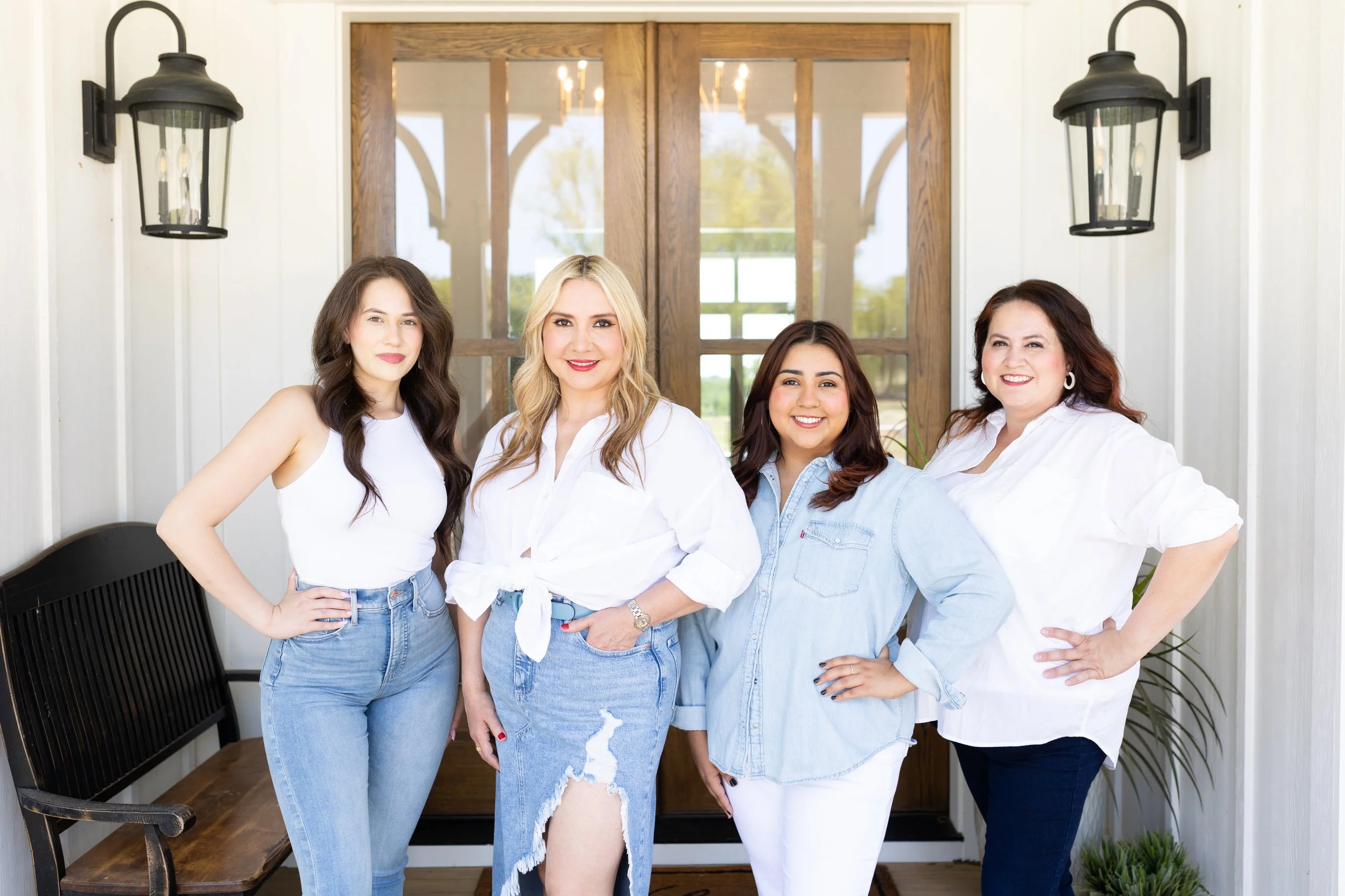 Maribel Saldivar Branding Session-194.jpg