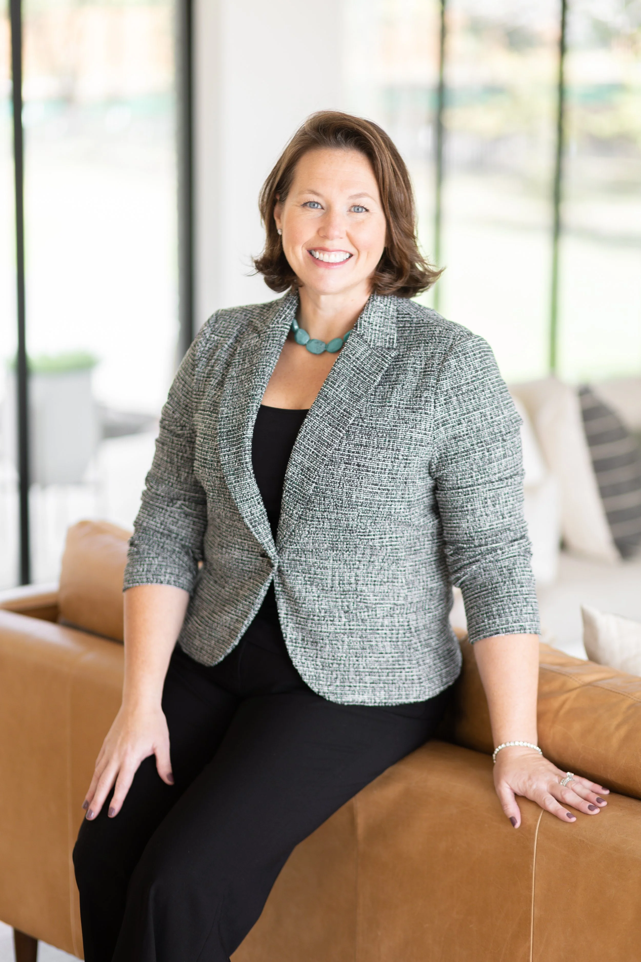 Tiana Weber Branding Session reedit-72.jpg