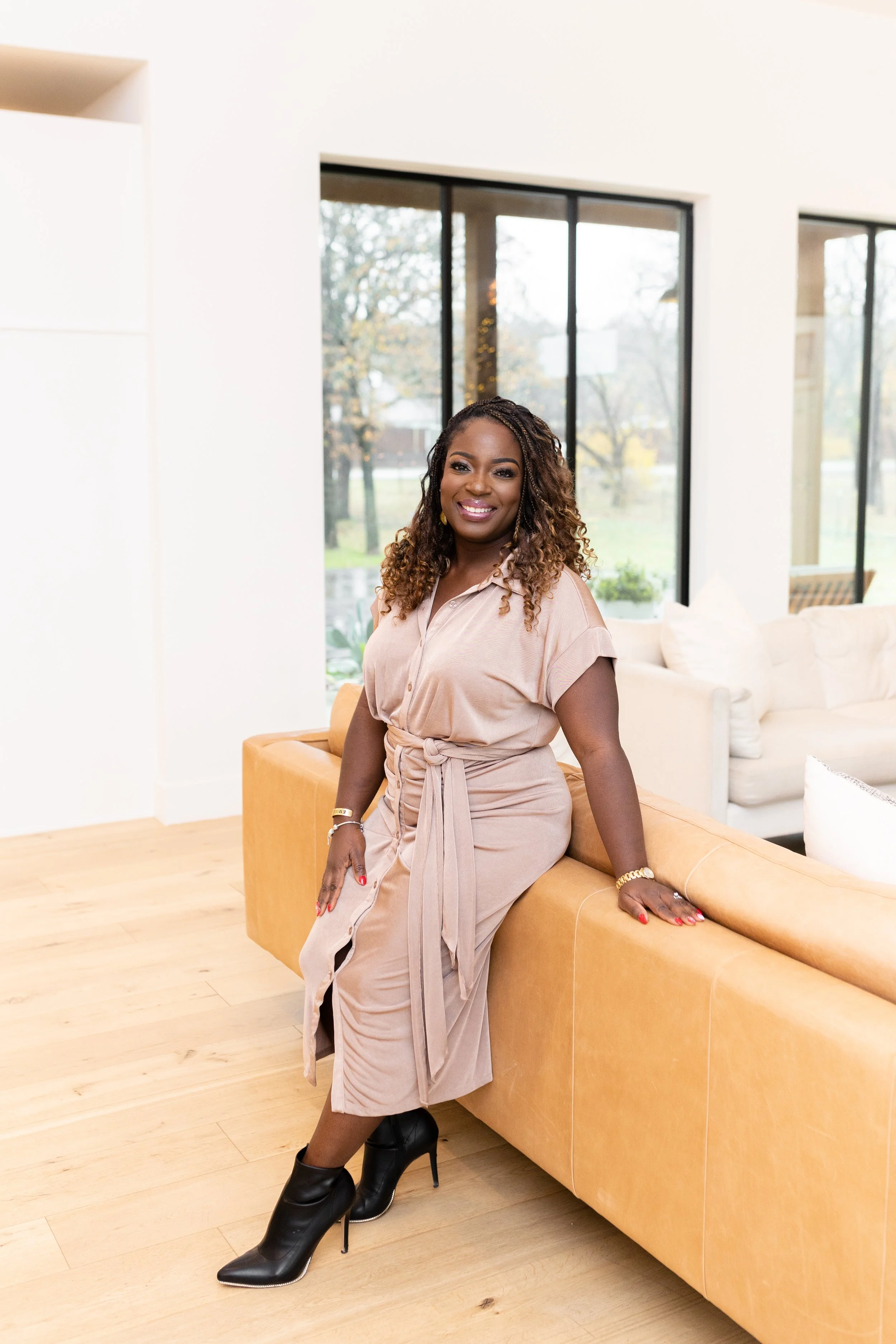 adeola branding session-79.jpg