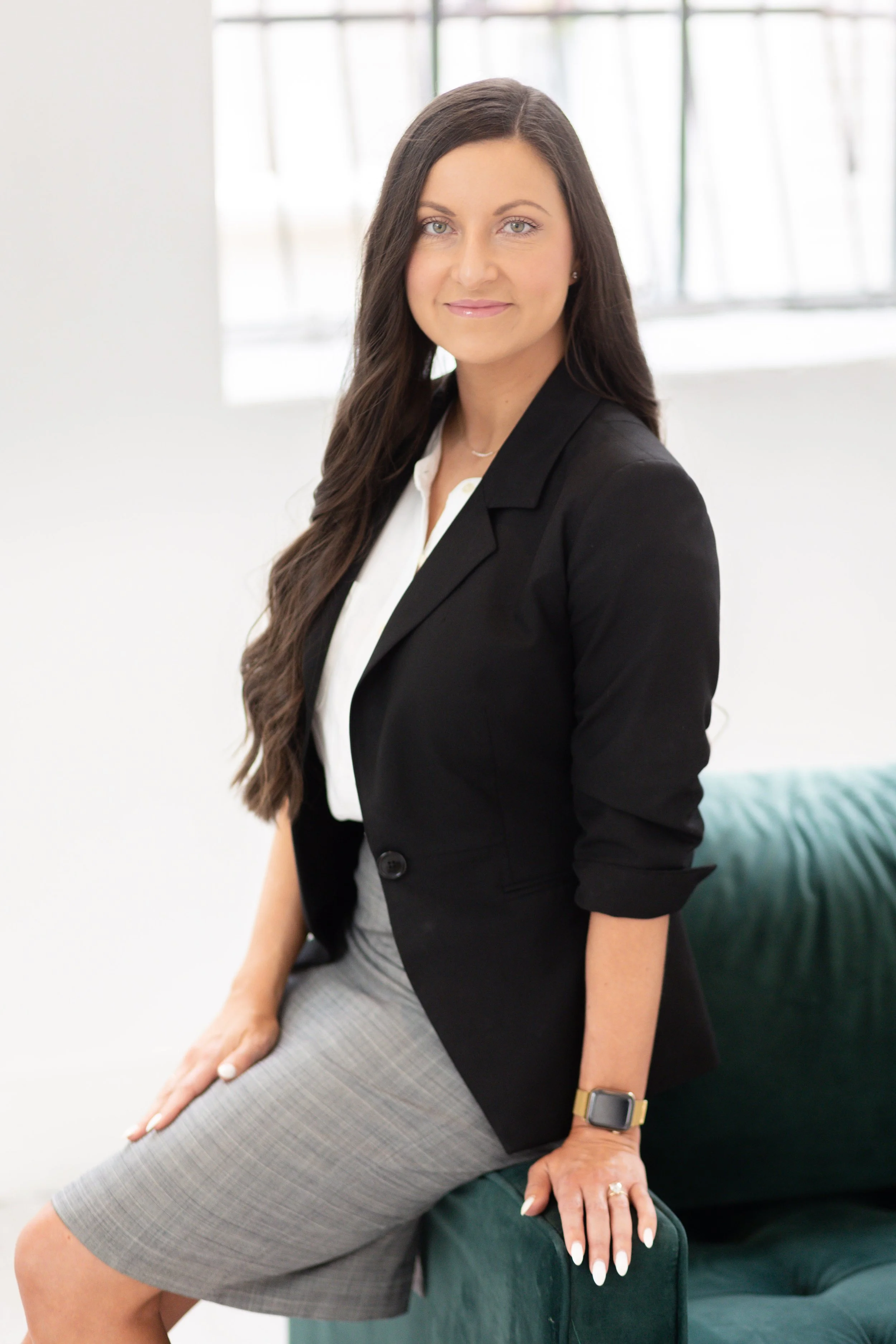 Lauren Edmisson Headshot Mini Session-27.jpg