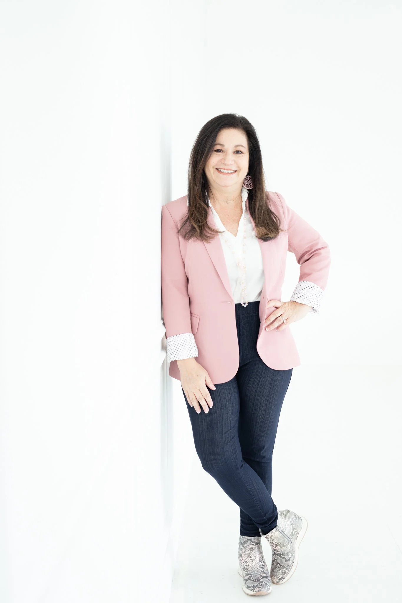 Amelia Valdez Branding Session -19.jpg