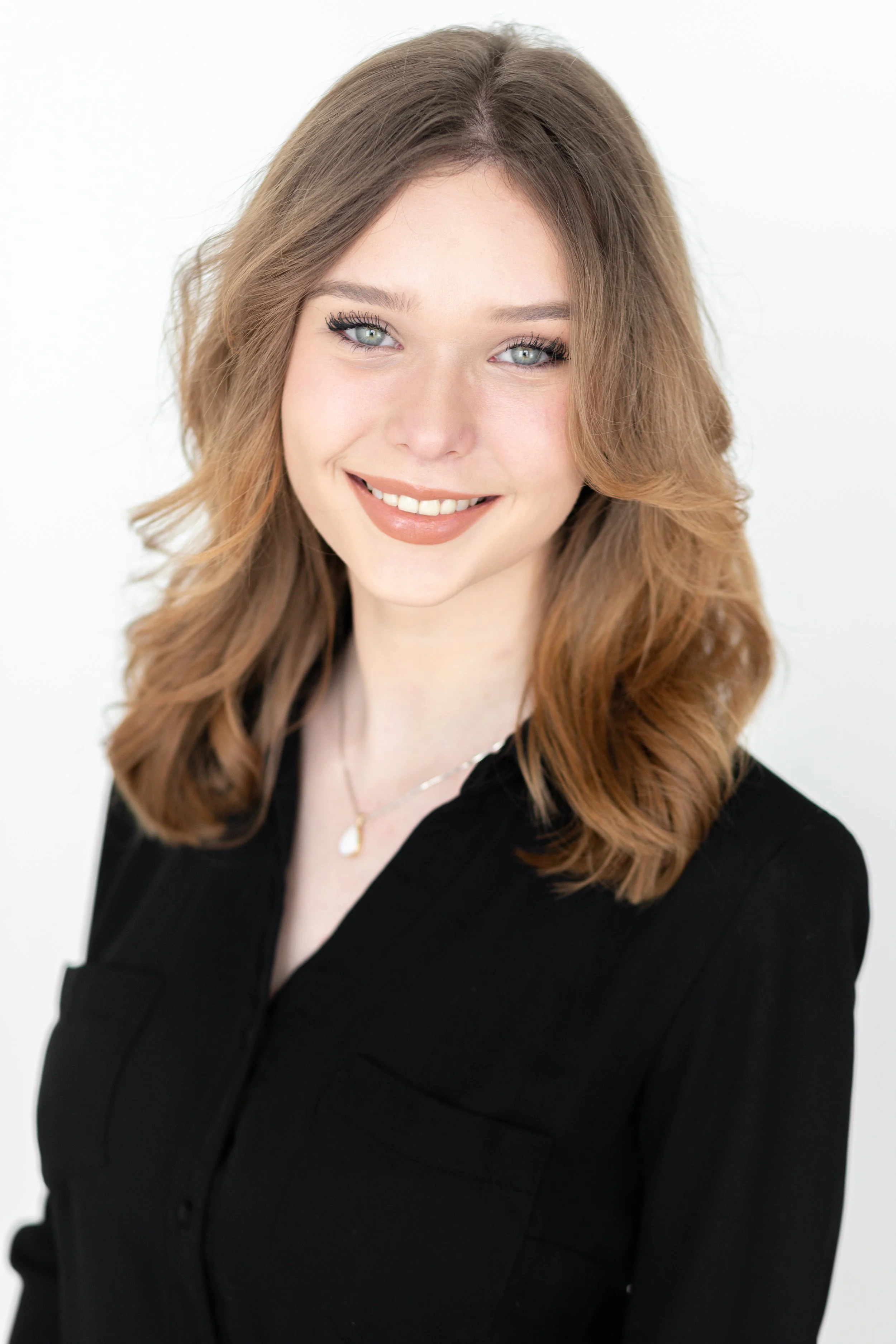 Aubrey Hansen Headshot Mini Session-15.jpg