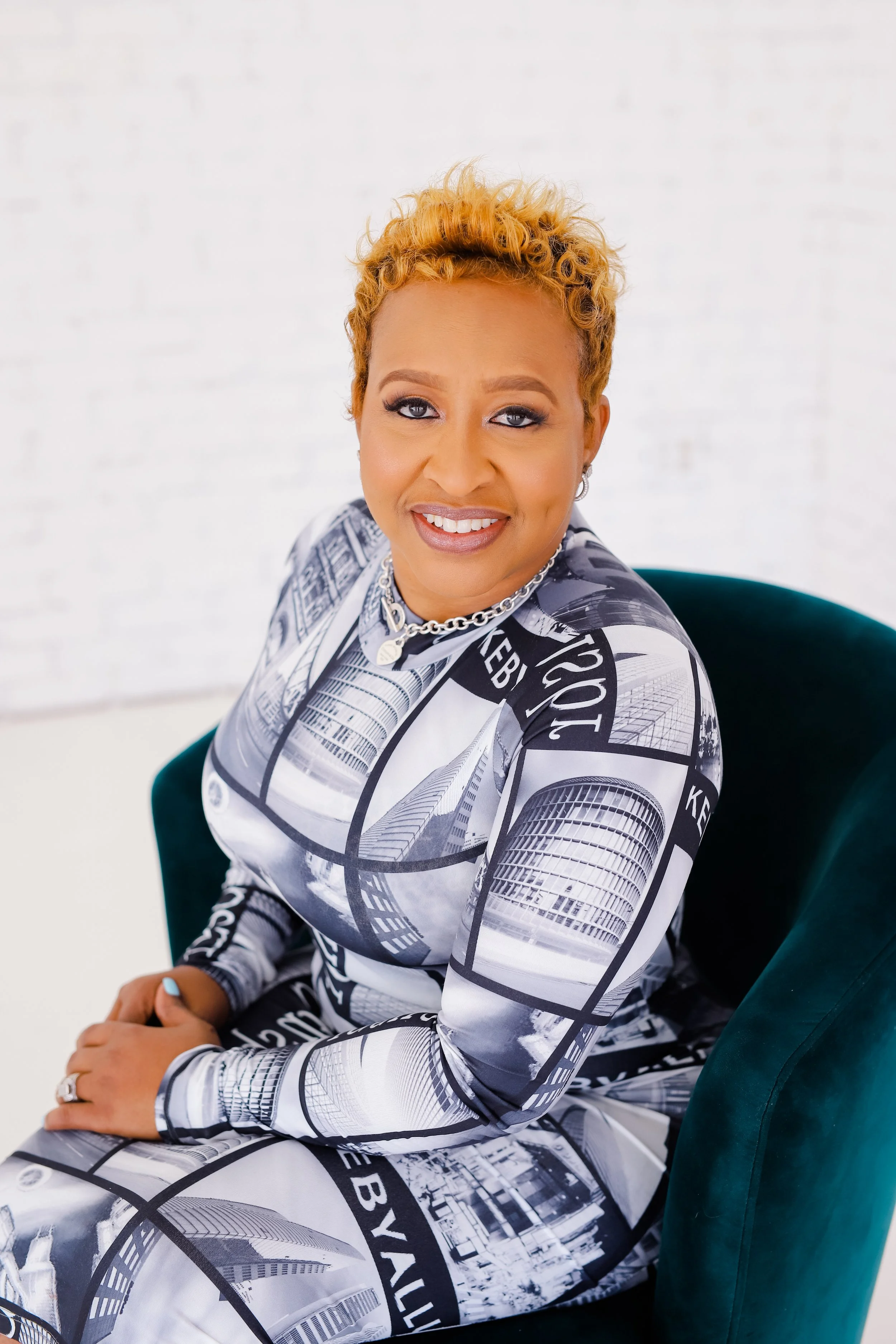 Shivonne Carolina Branding Session-53.jpg