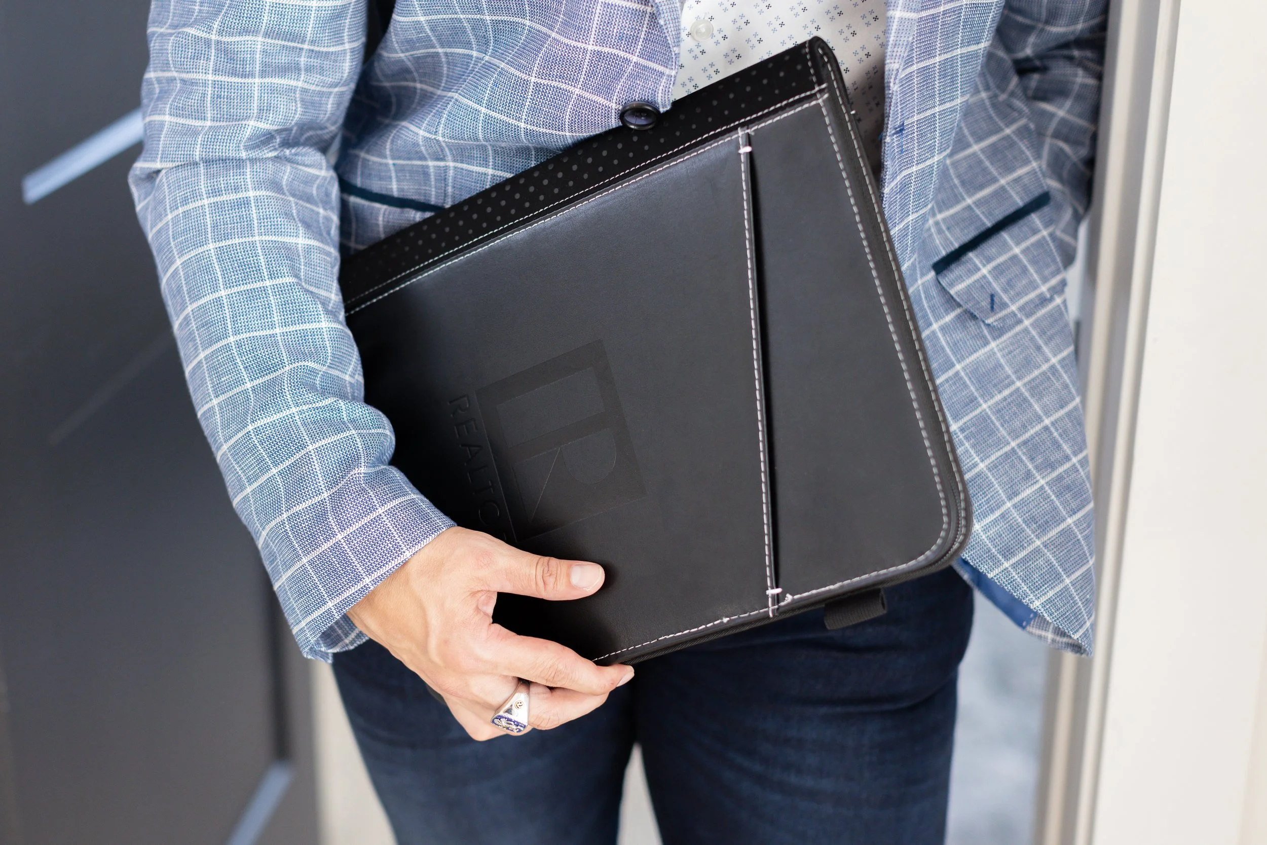 Gustavo Farrach Branding Session-145.jpg