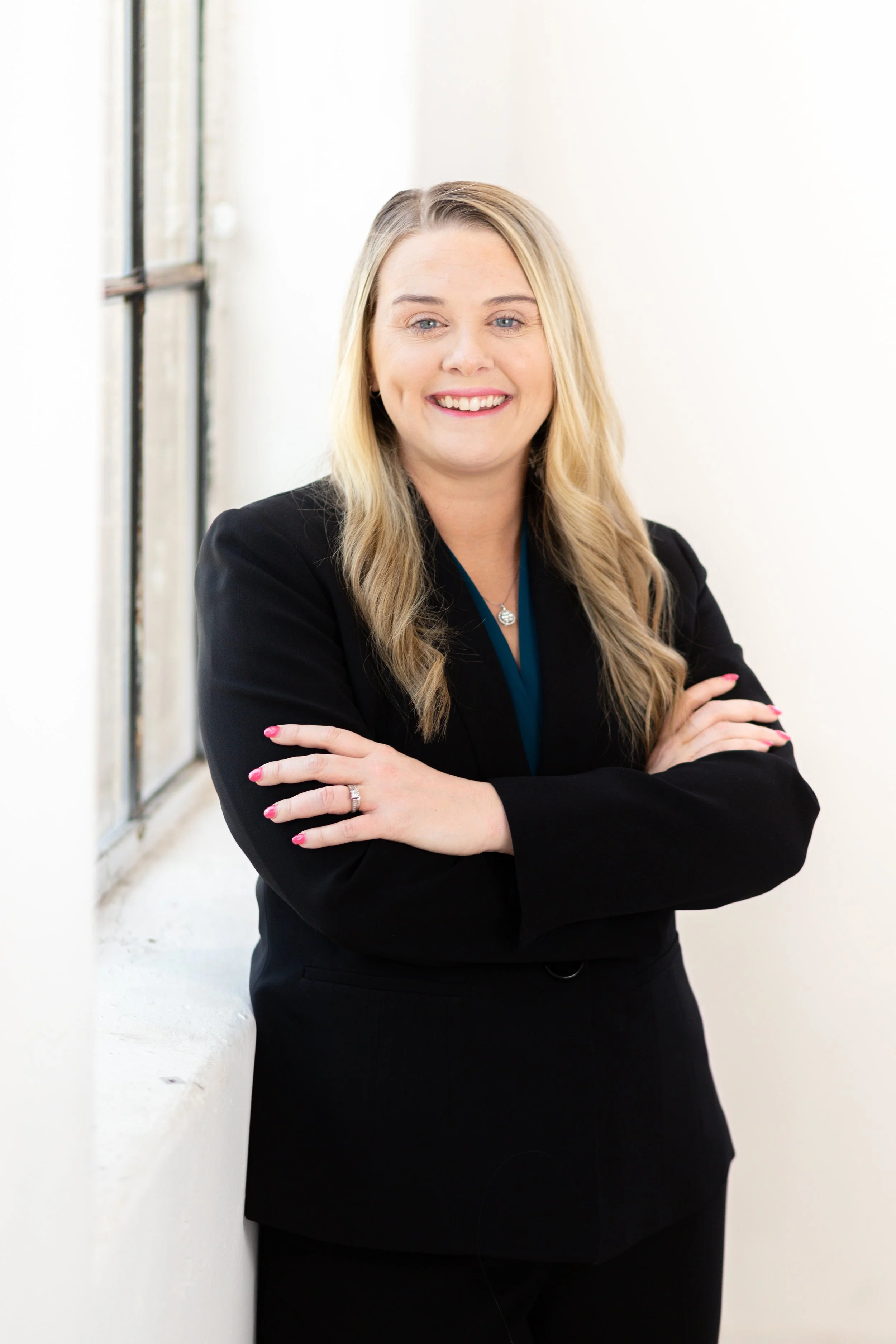 Kelsey Billings Headshot Mini Session-12.jpg