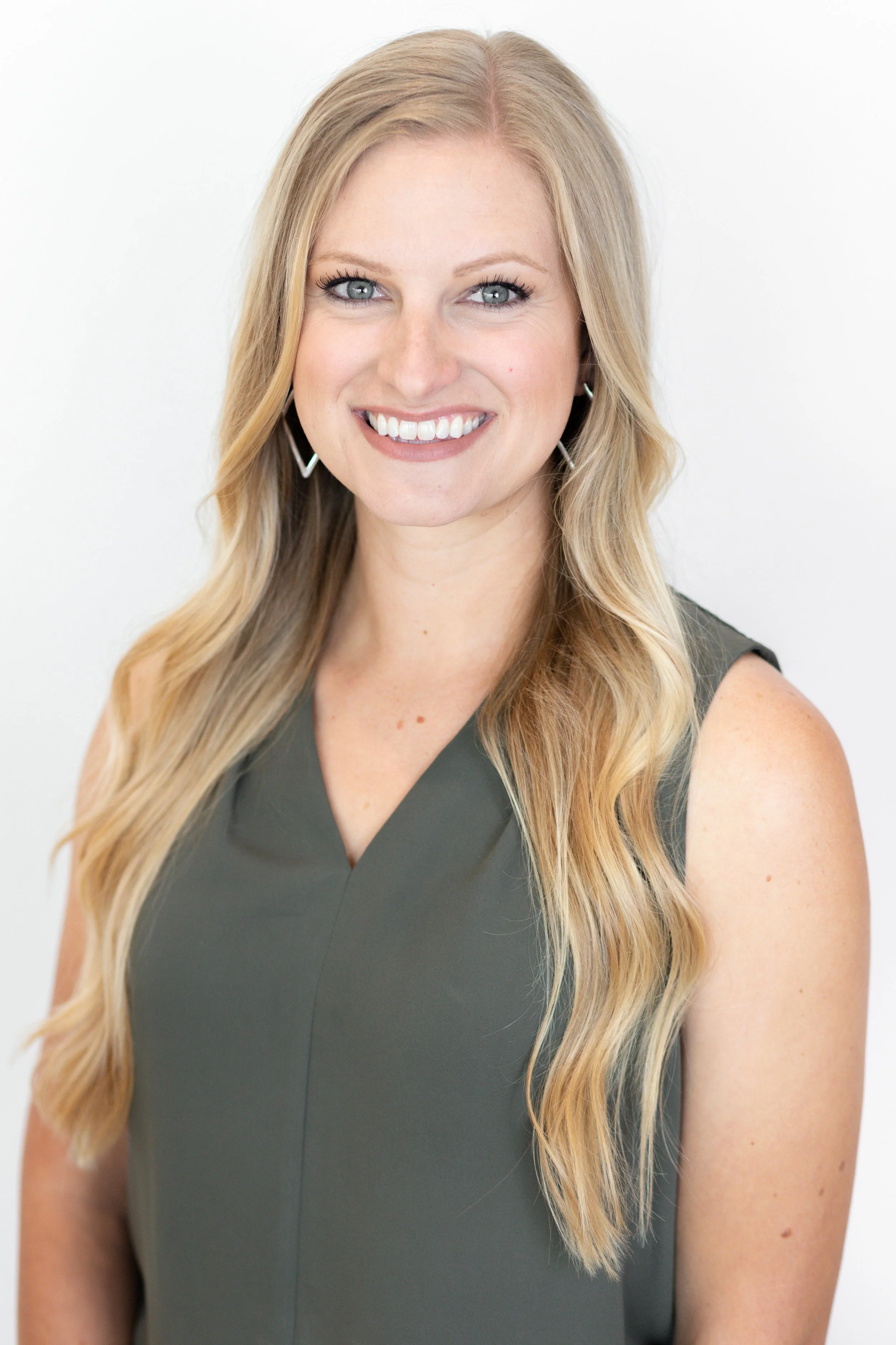 Tomie Fox Branding Session-1.jpg