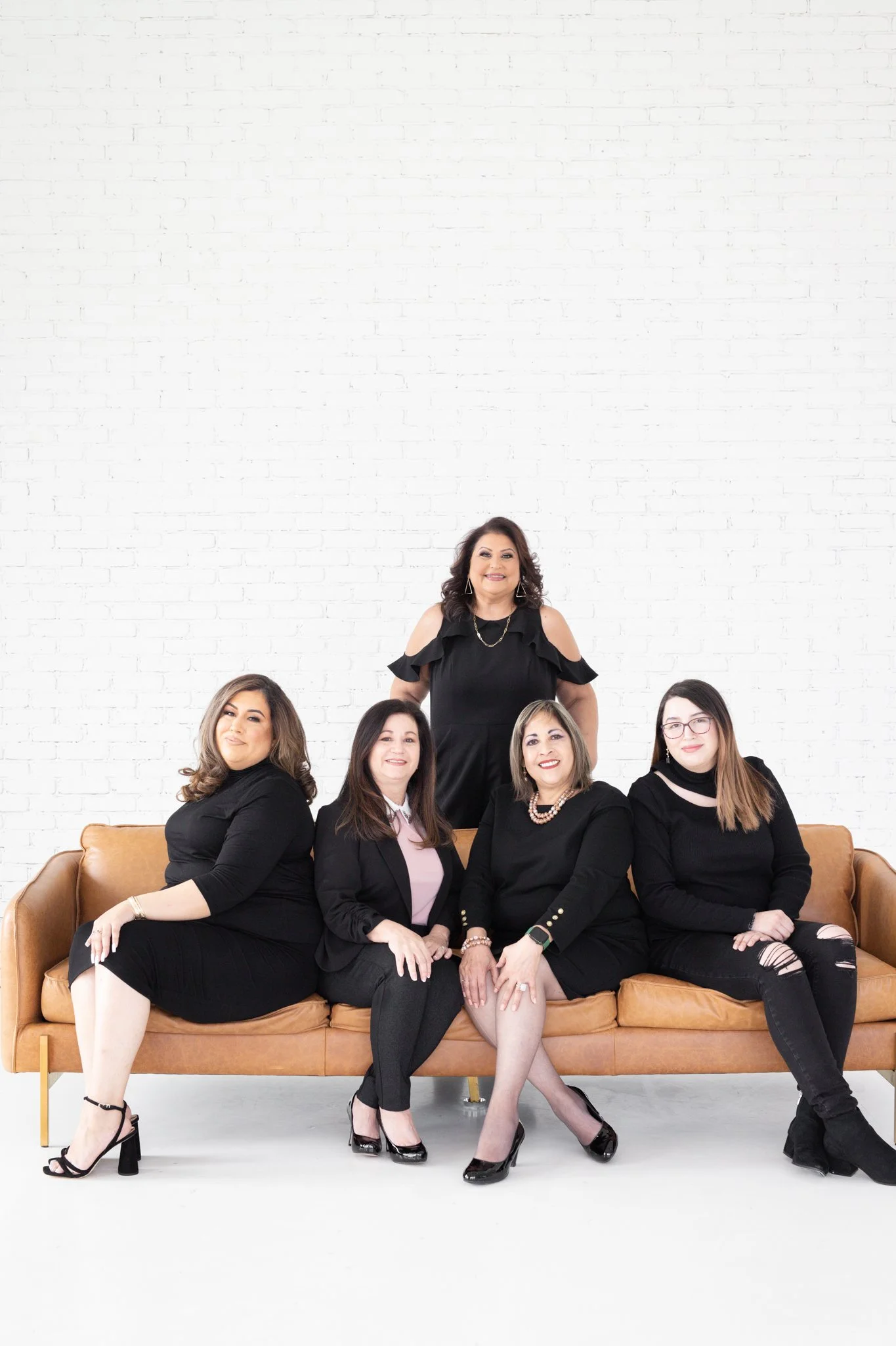 Amelia Valdez Branding Session -75.jpg