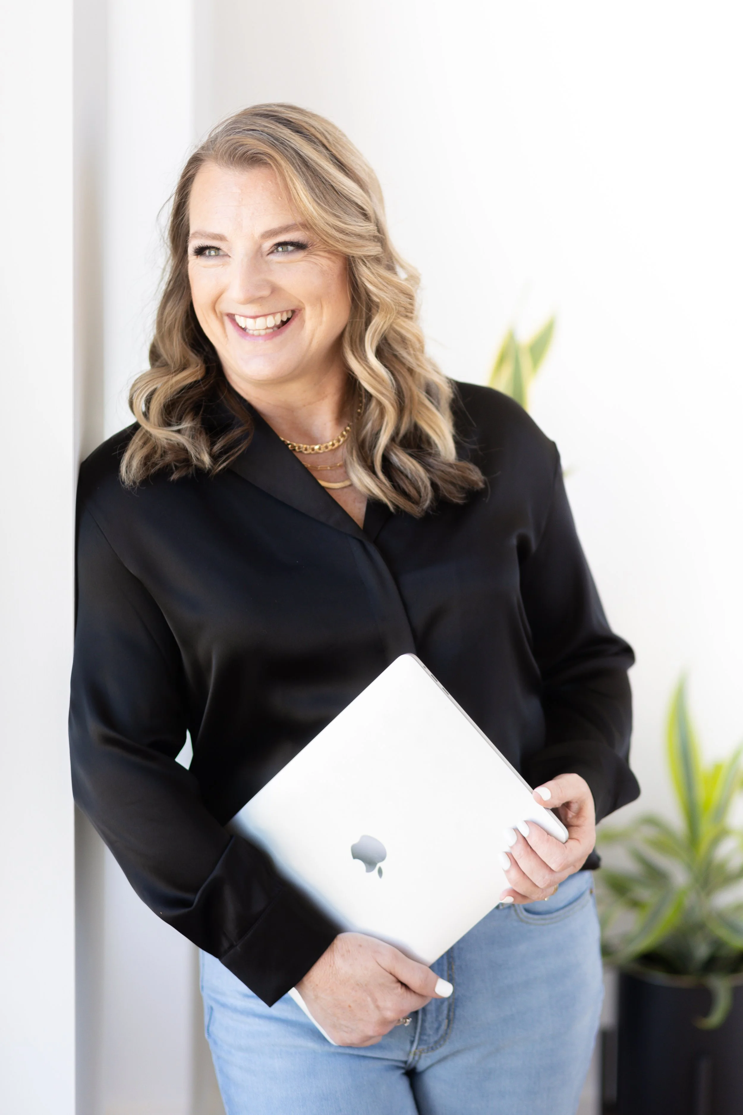 Kim McLelland Branding Session-32.jpg