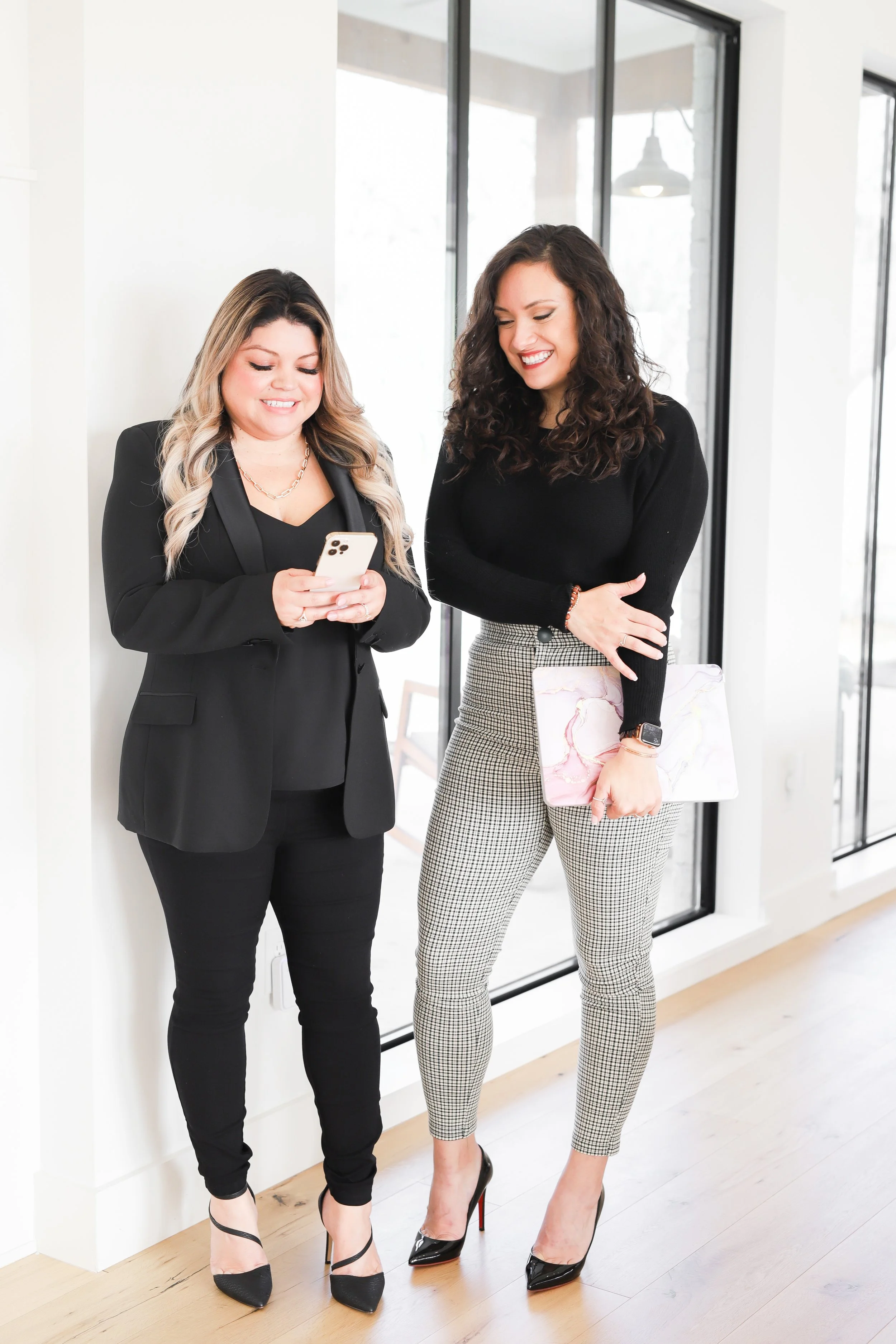 Venesa Acosta Branding Session-27.jpg