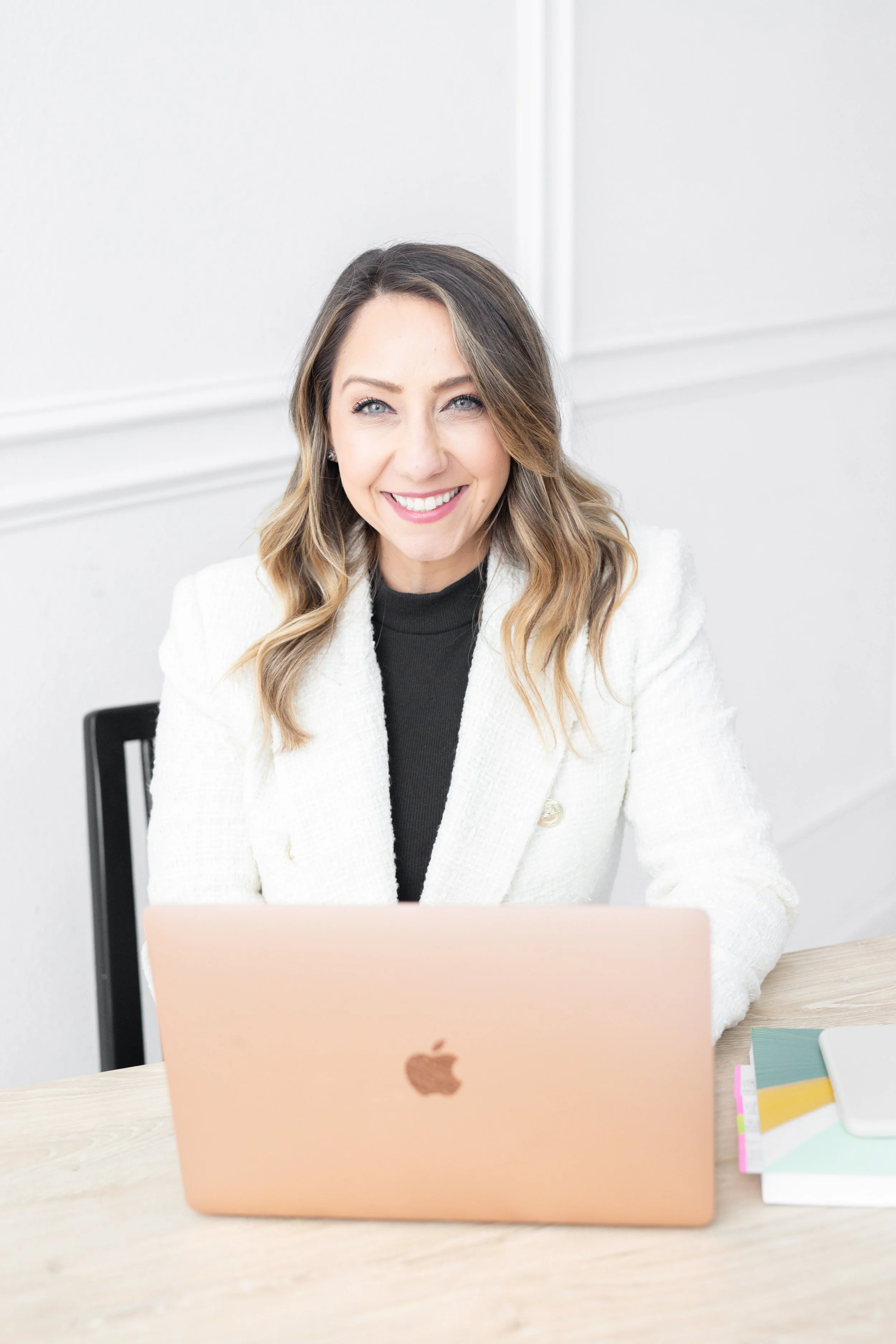 Kari Cummings Branding Session-50.jpg