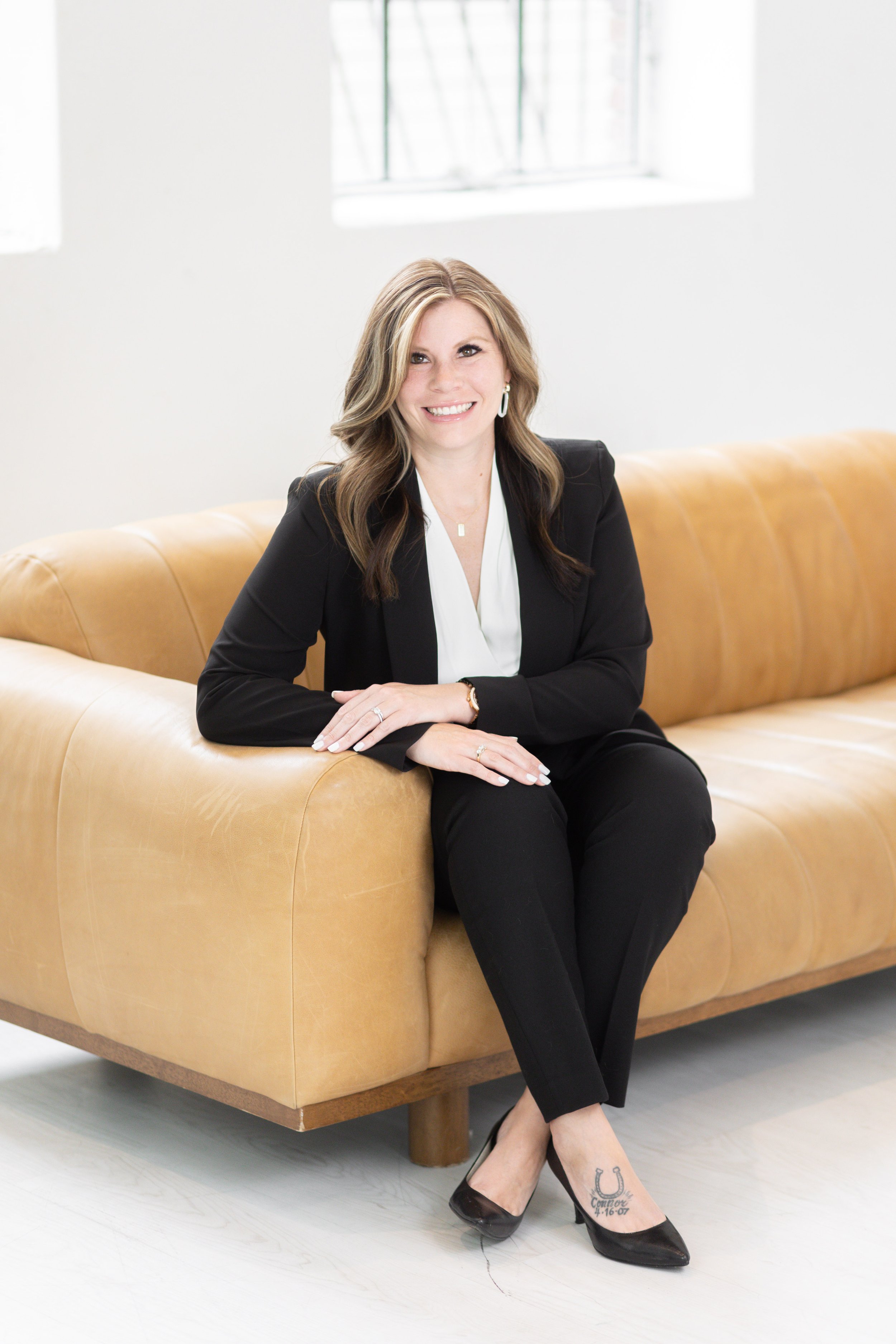 Lisa Valdez Headshot Mini Session-15.jpg