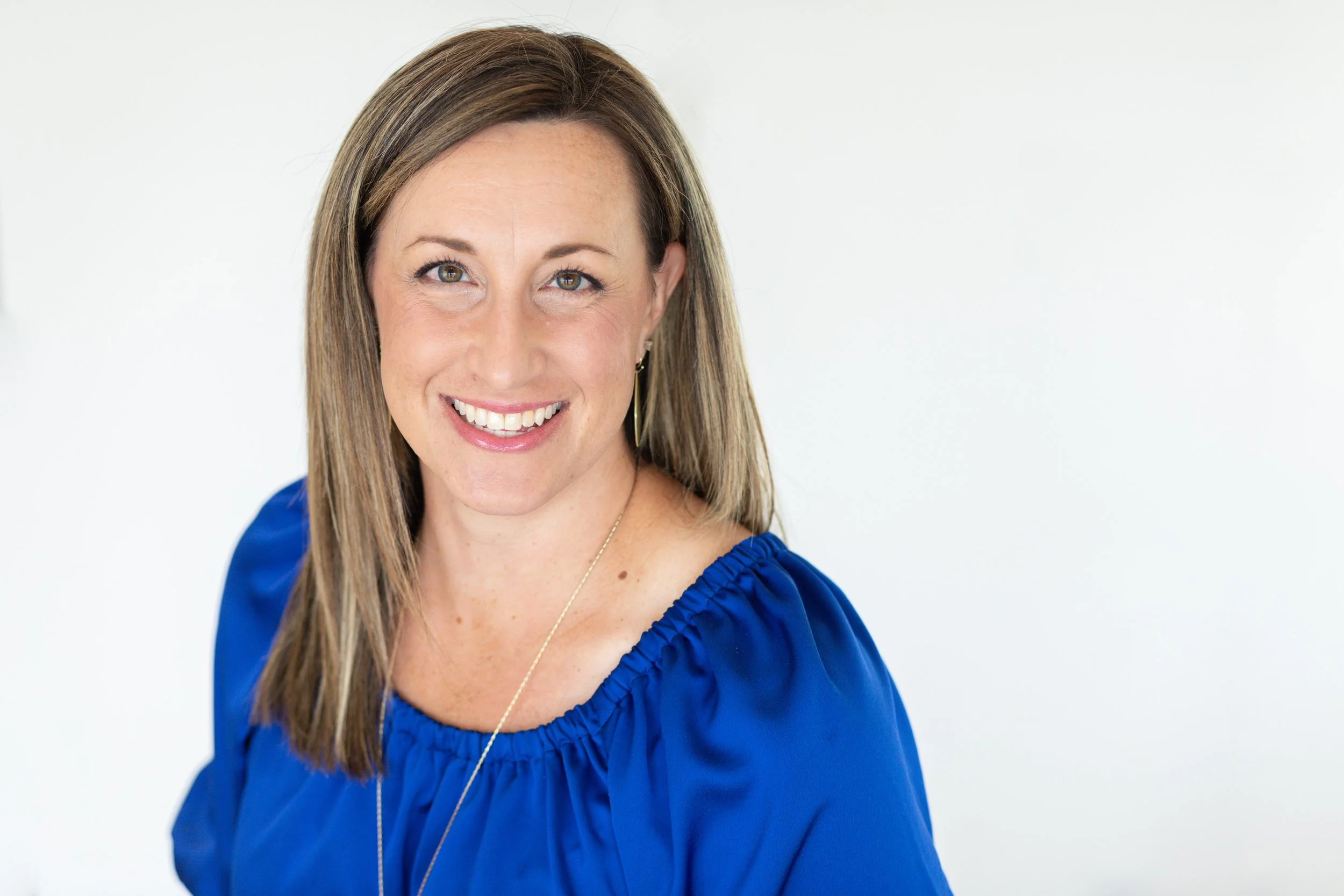 Lyndsey Monahan Branding Session-4.jpg