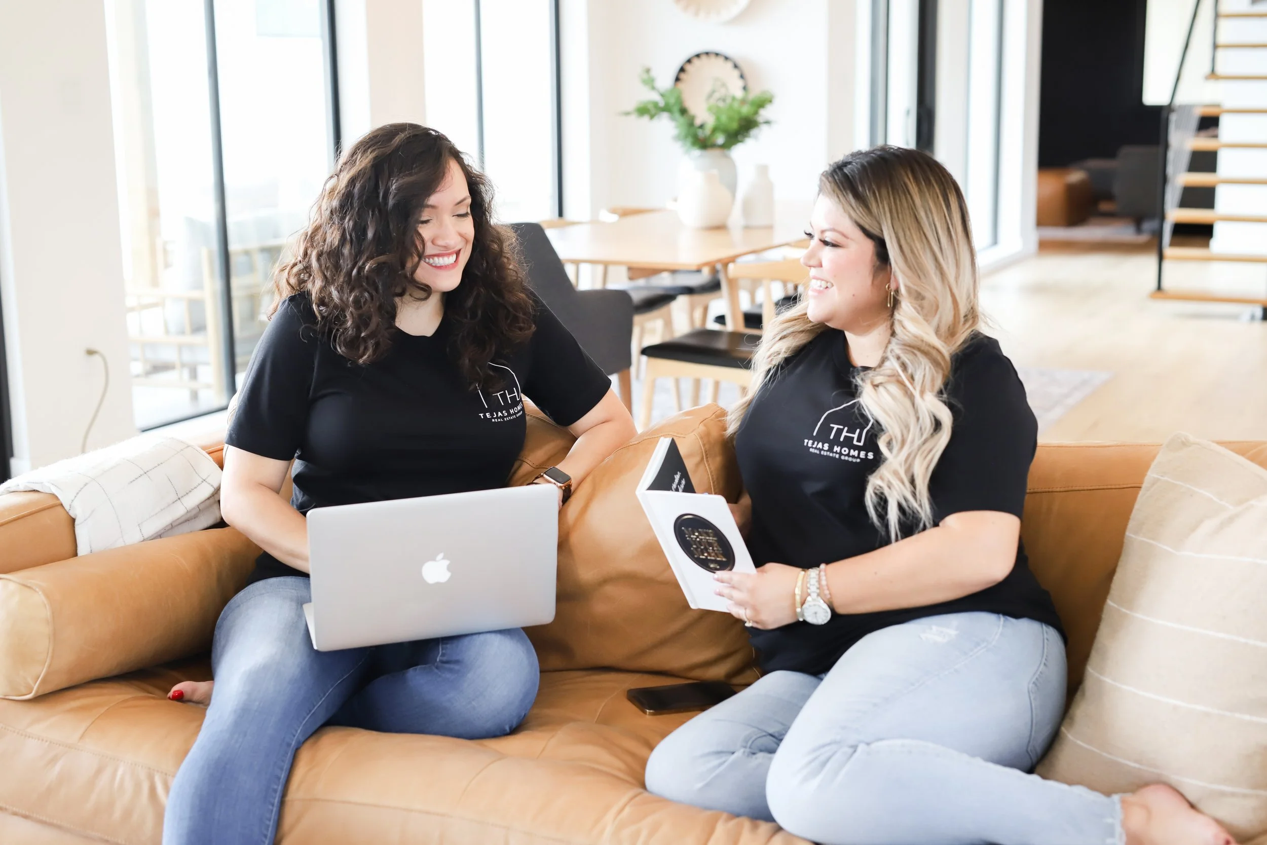 Venesa Acosta Branding Session-69.jpg