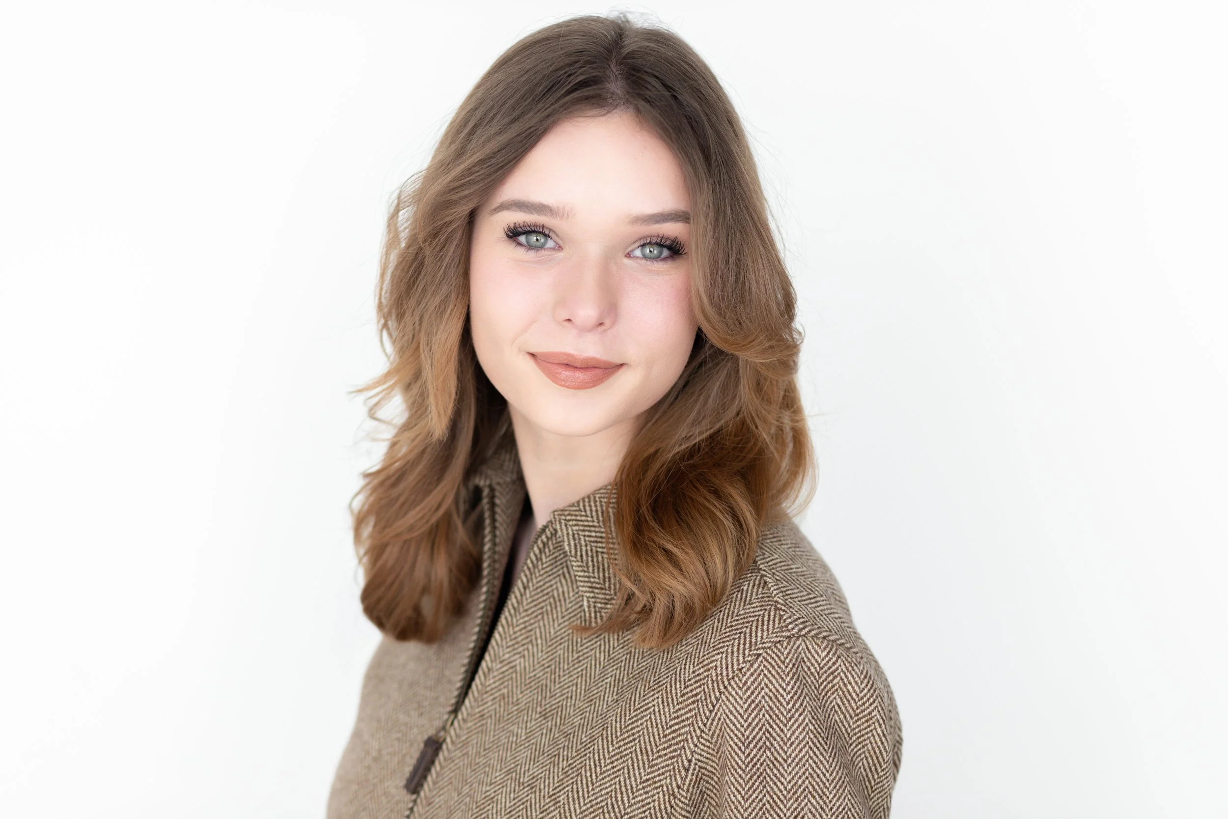 Aubrey Hansen Headshot Mini Session-5.jpg